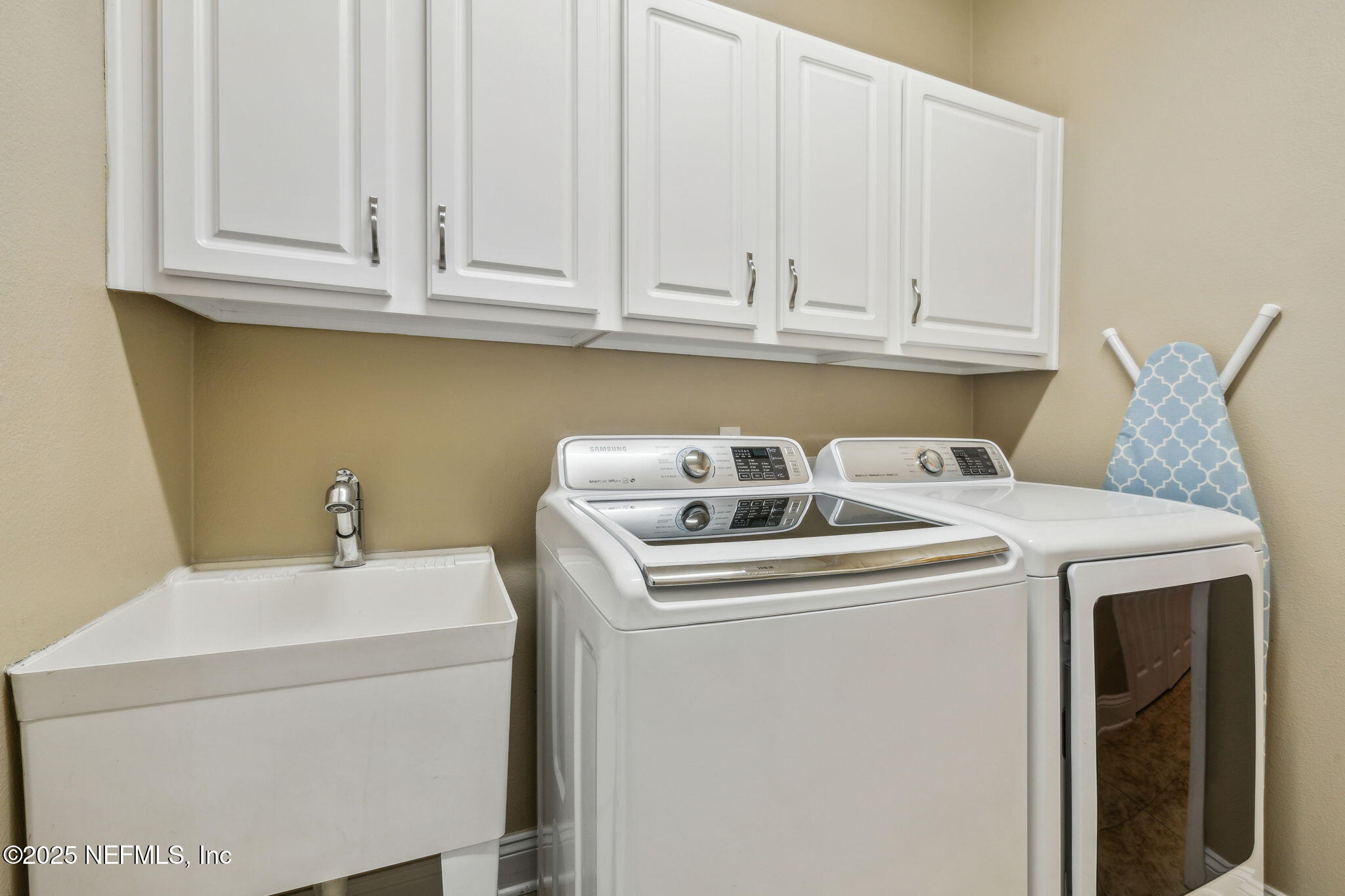 13565 ISLA VISTA Drive