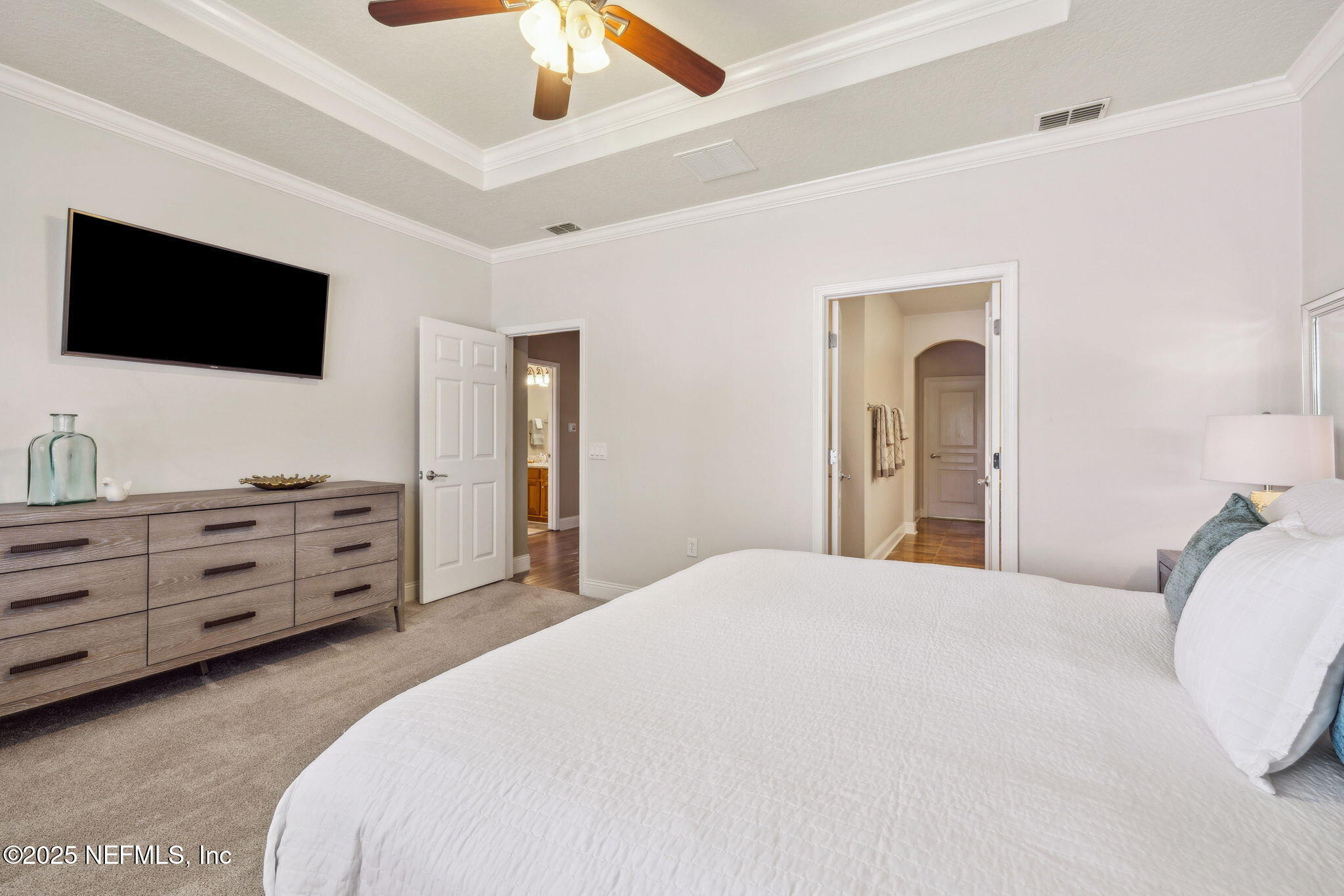 13565 ISLA VISTA Drive