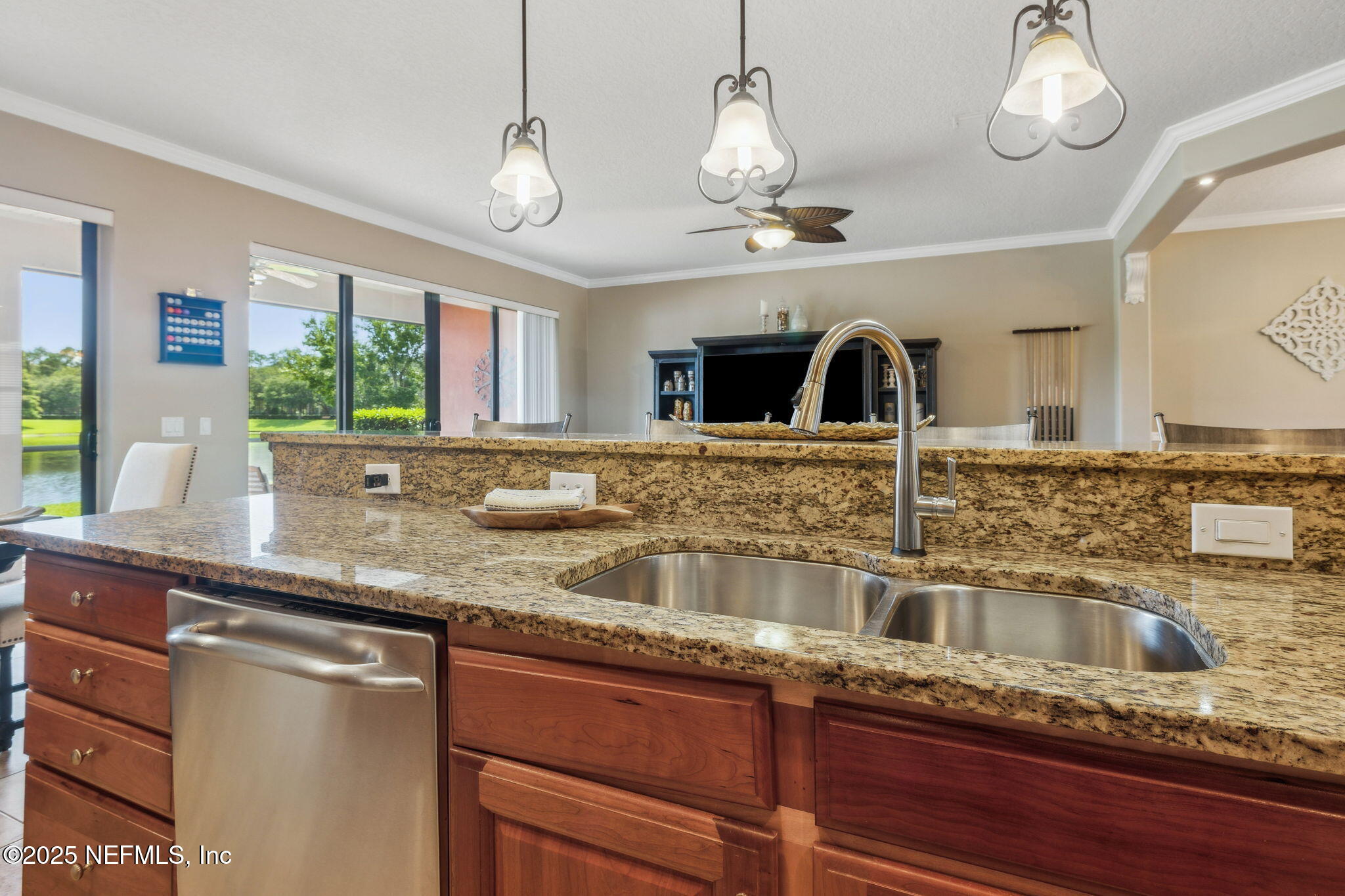 13565 ISLA VISTA Drive