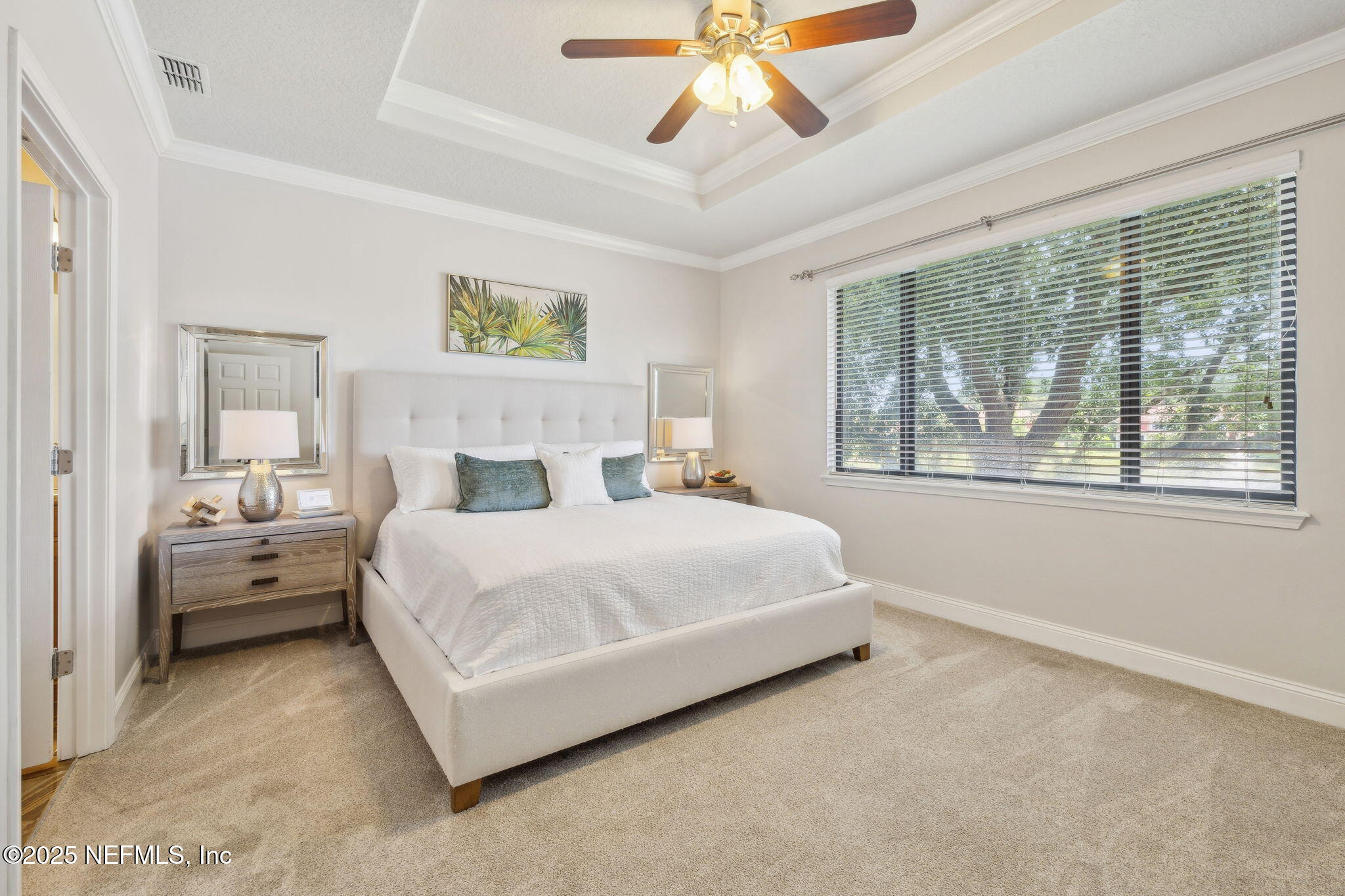 13565 ISLA VISTA Drive