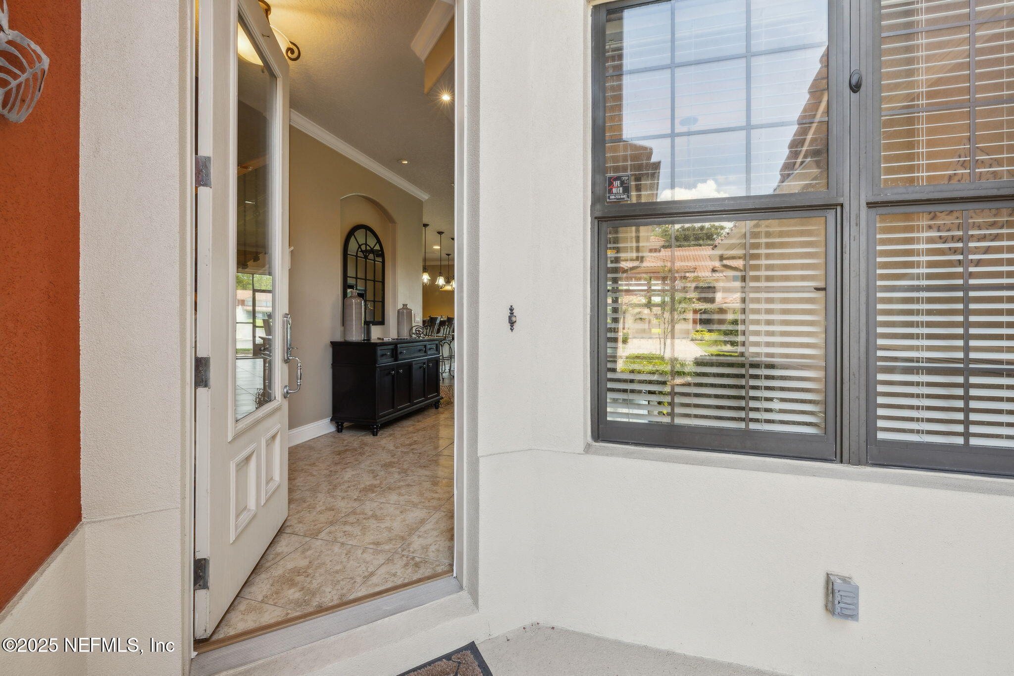 13565 ISLA VISTA Drive