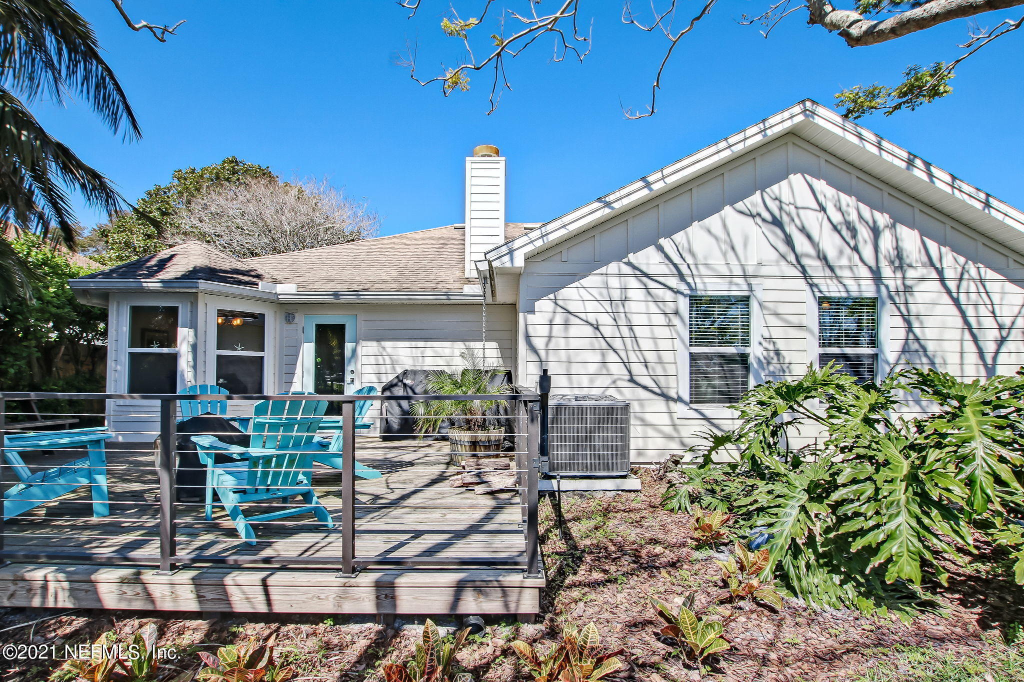 3433 HERON Drive N