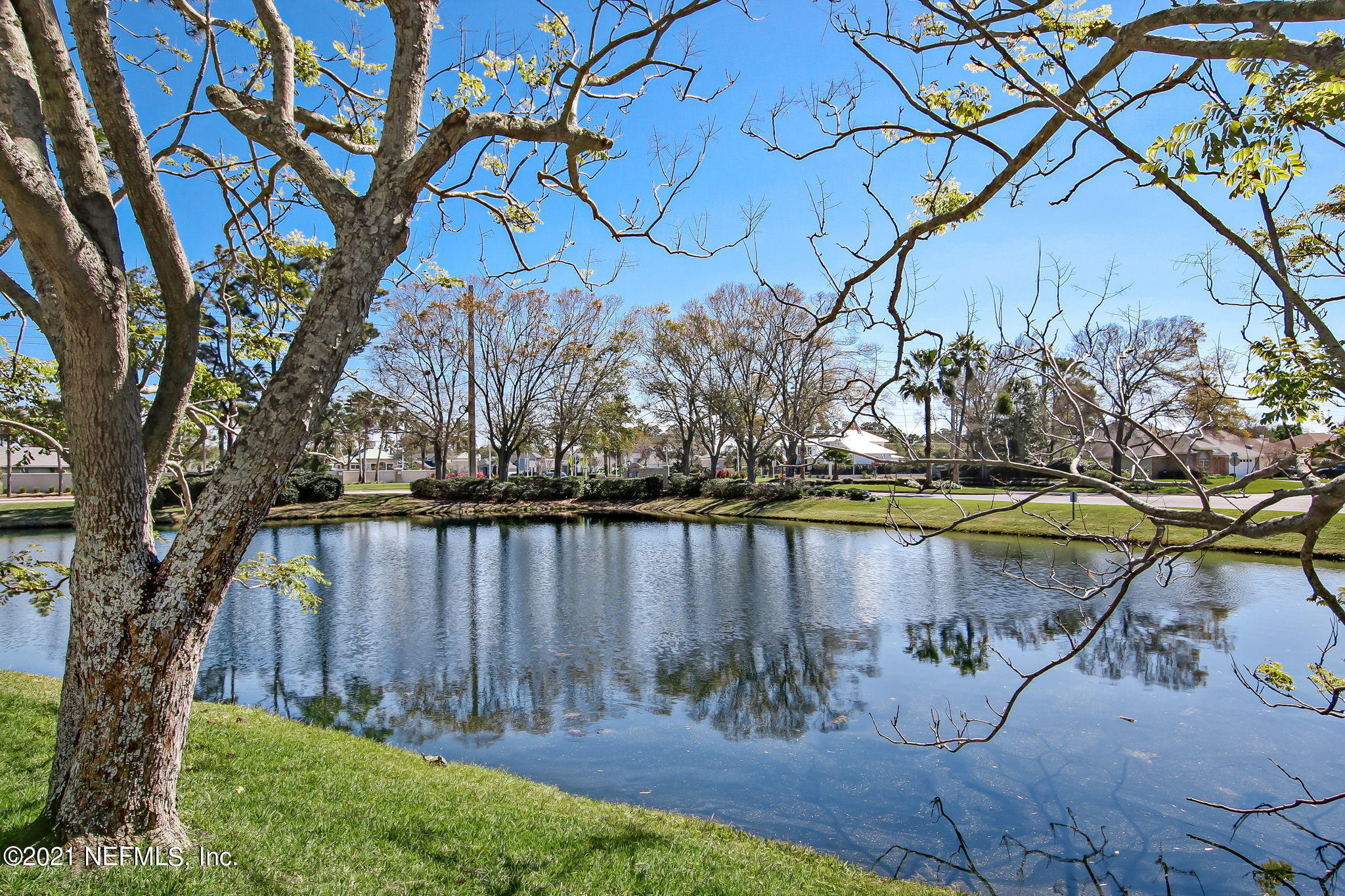 3433 HERON Drive N