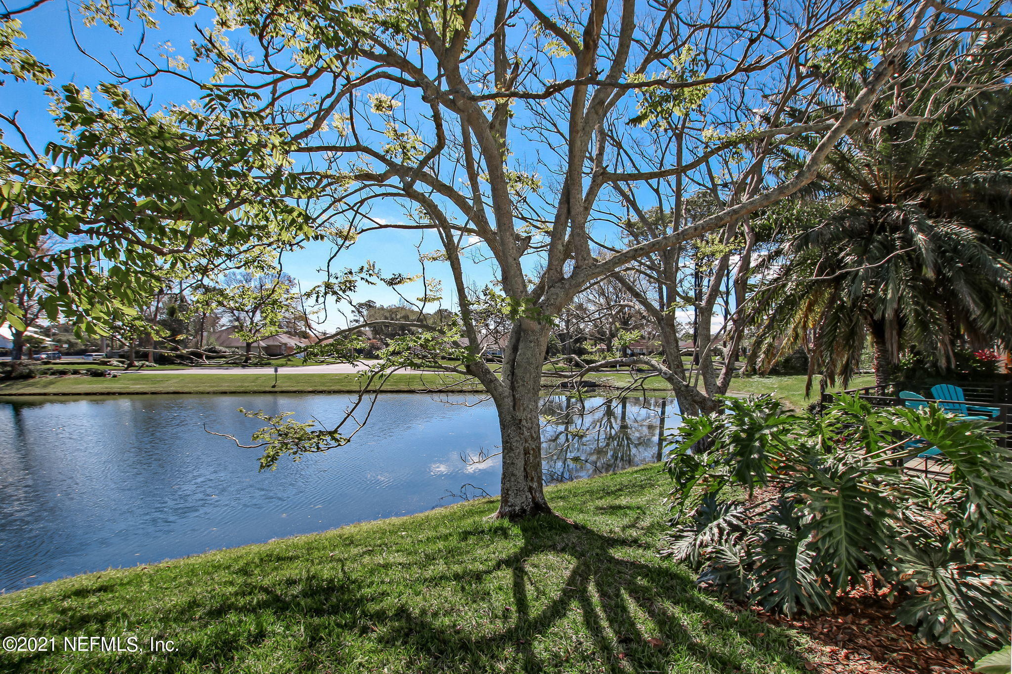 3433 HERON Drive N