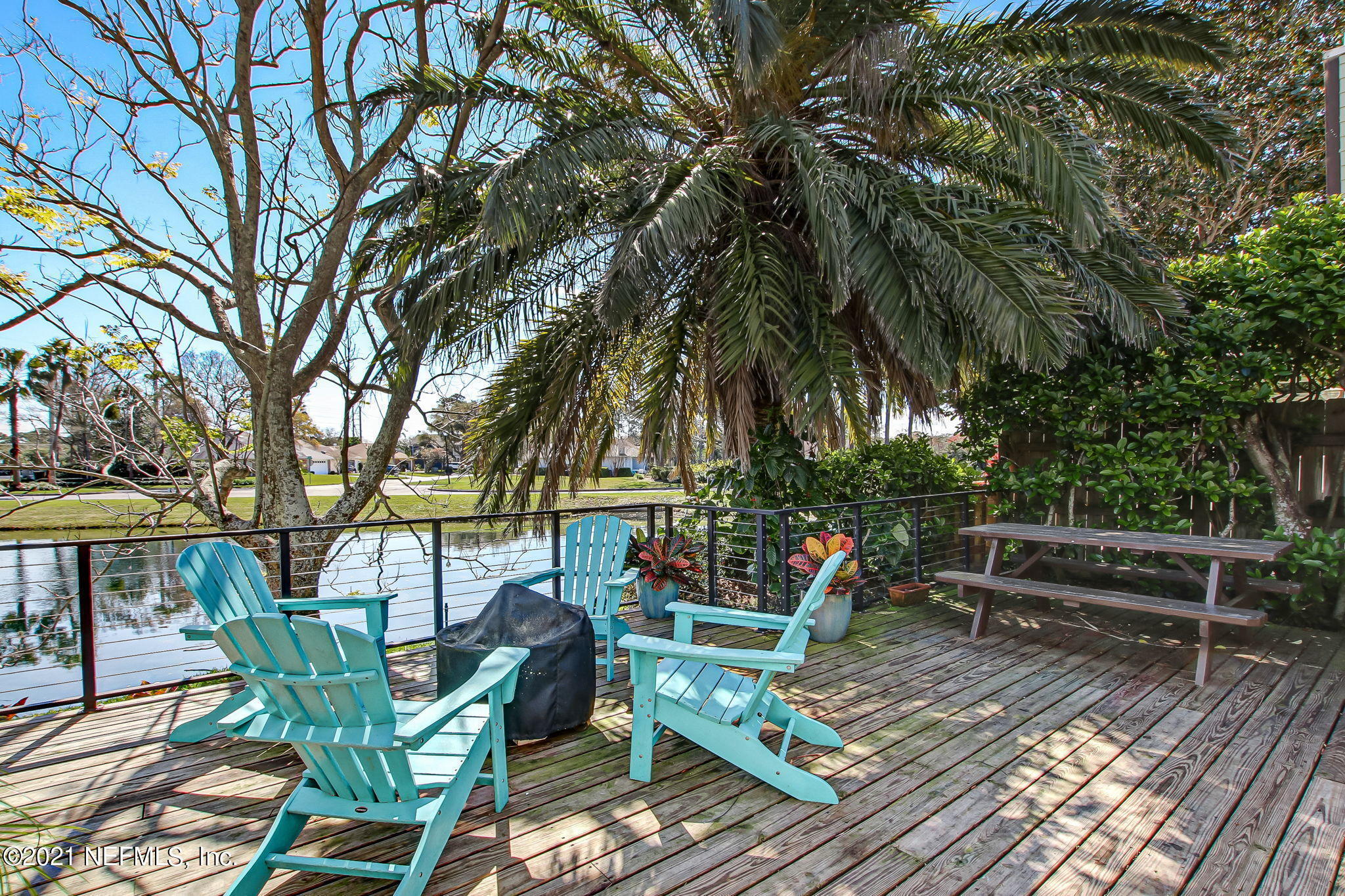 3433 HERON Drive N