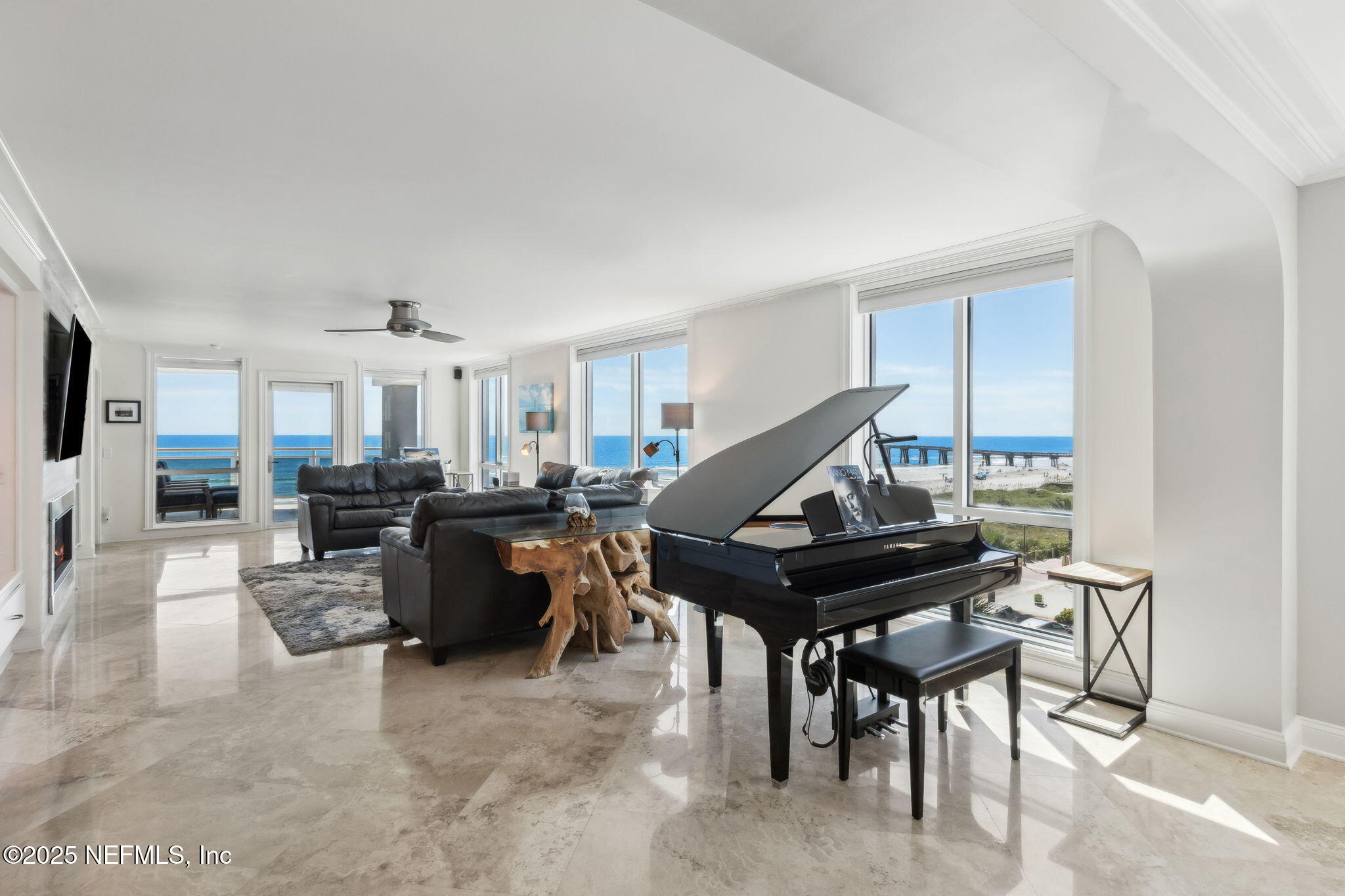 807 1ST Street N, 502