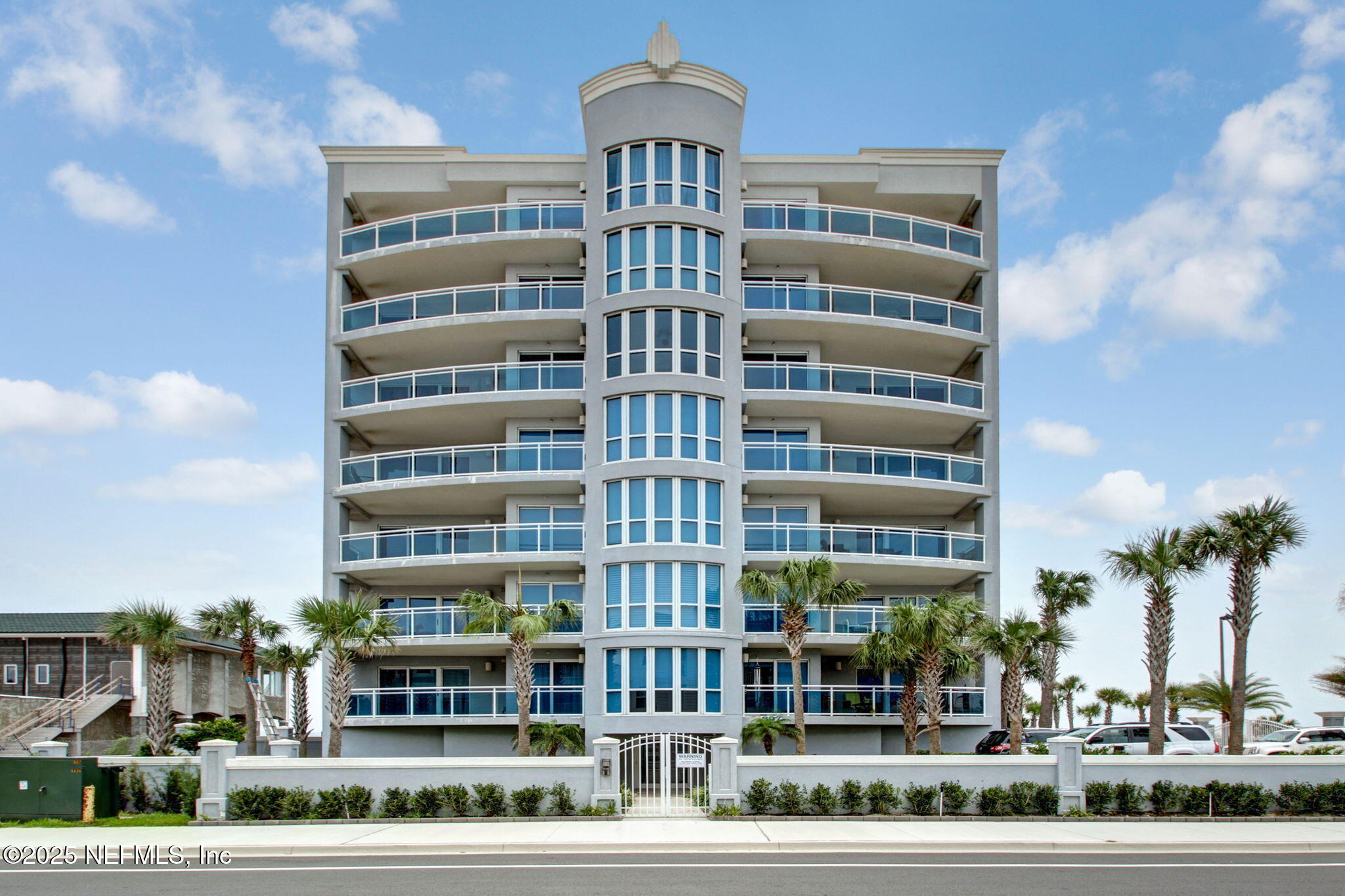 807 1ST Street N, 502