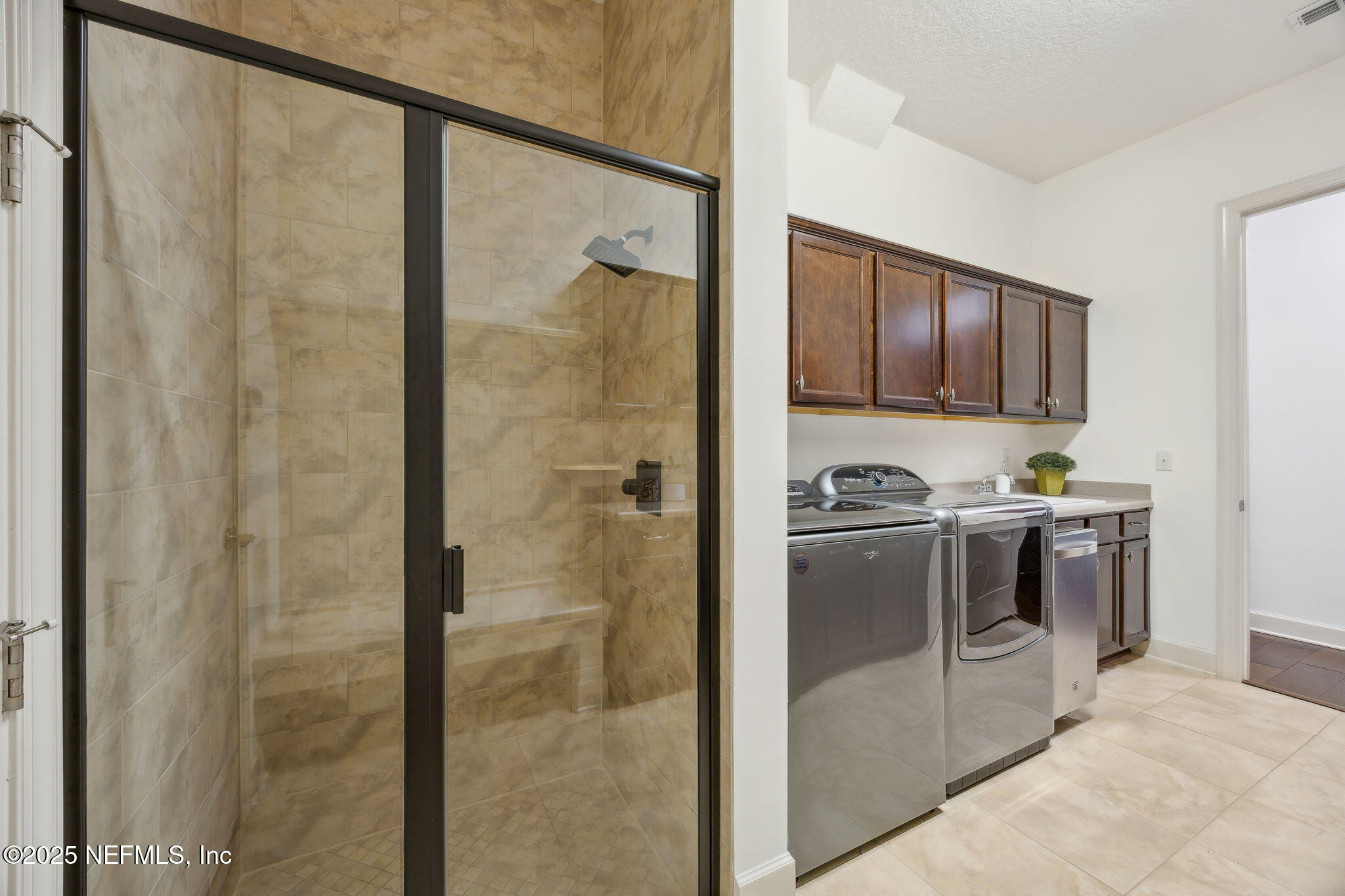 4583 SWILCAN BRIDGE Lane N