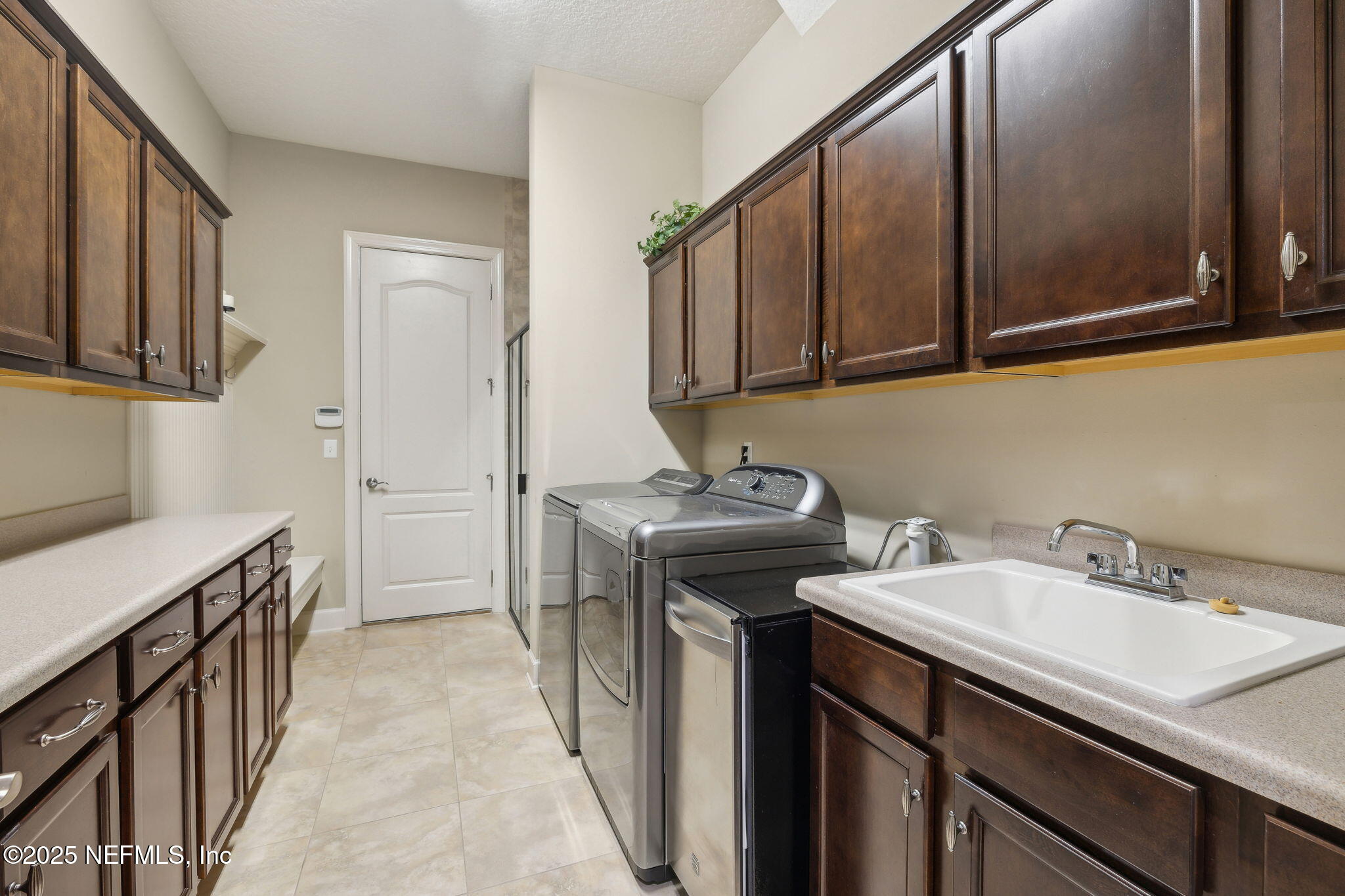 4583 SWILCAN BRIDGE Lane N