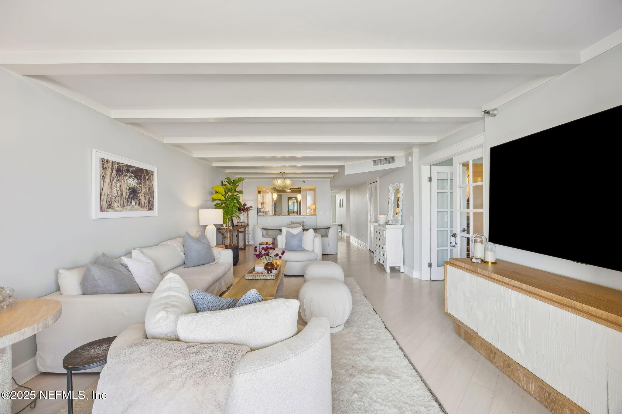 275 1ST Street S, 201, Jacksonville Beach Unit: 201