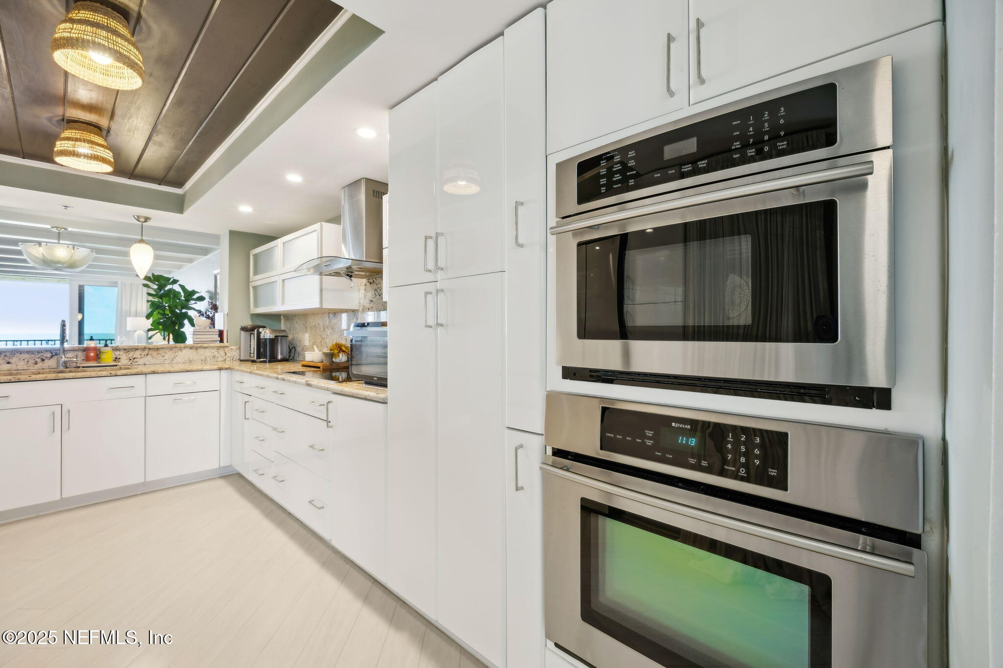 275 1ST Street S, 201, Jacksonville Beach Unit: 201