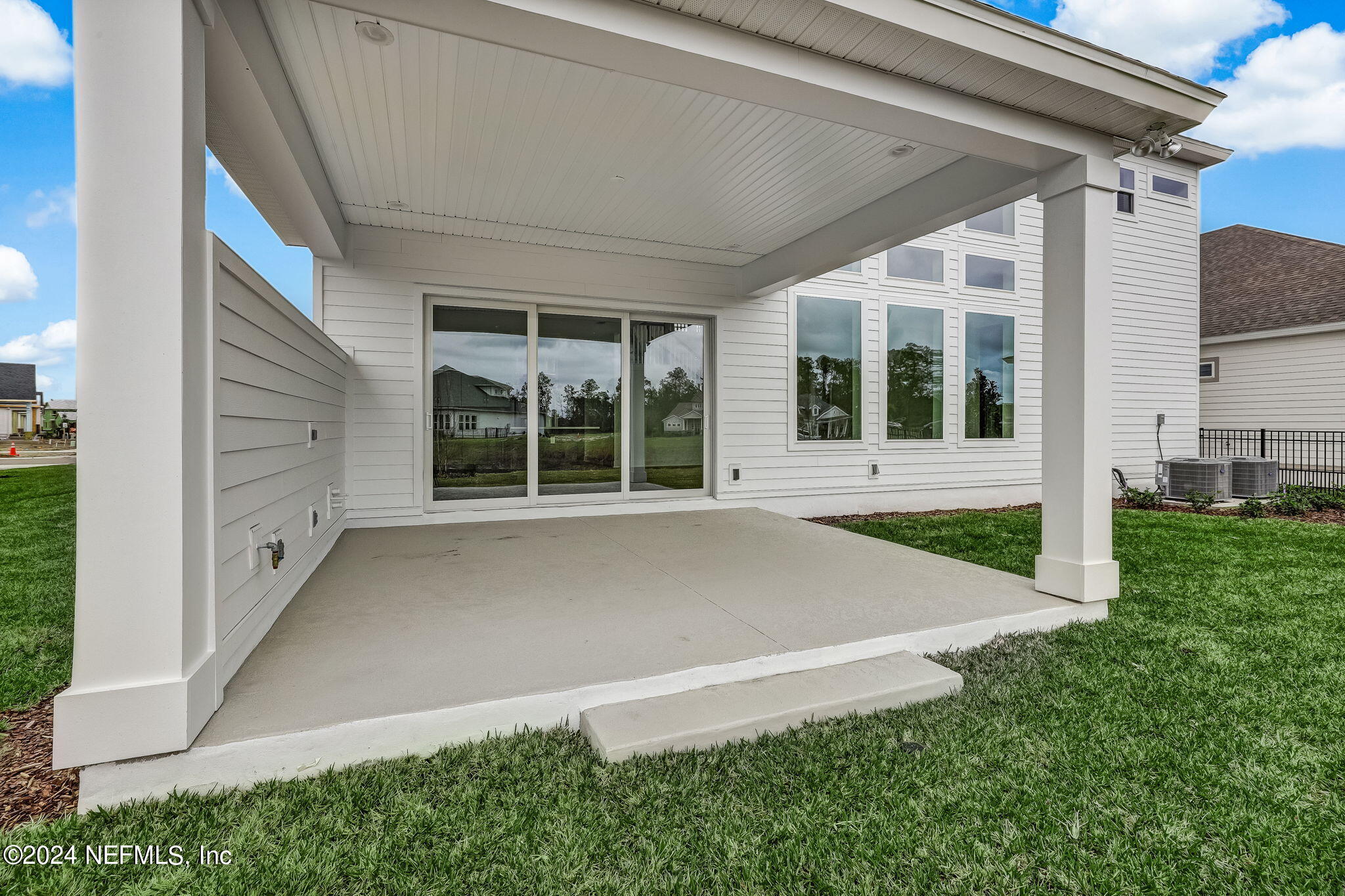 12113 BULL PINE Boulevard