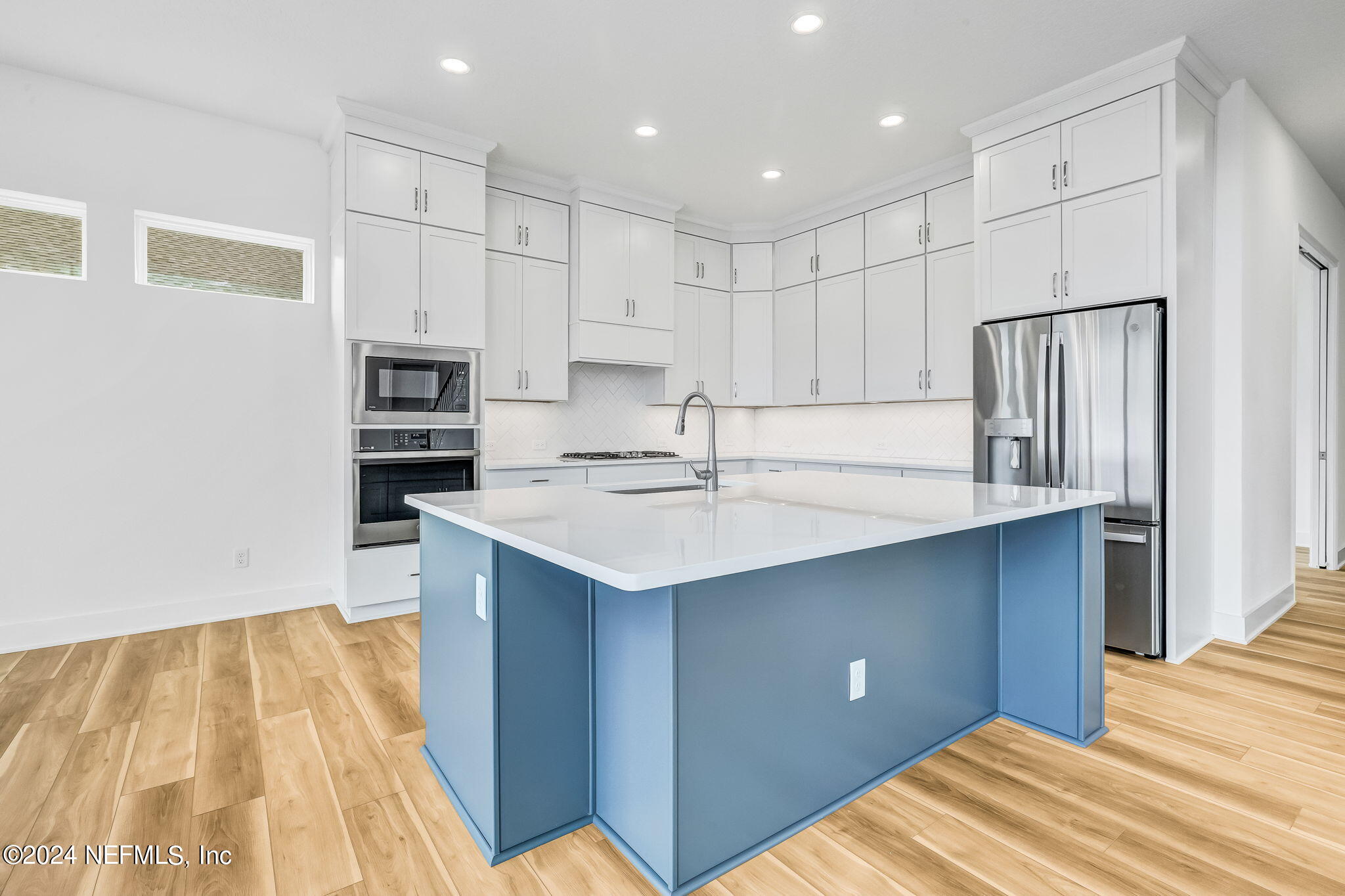 12113 BULL PINE Boulevard