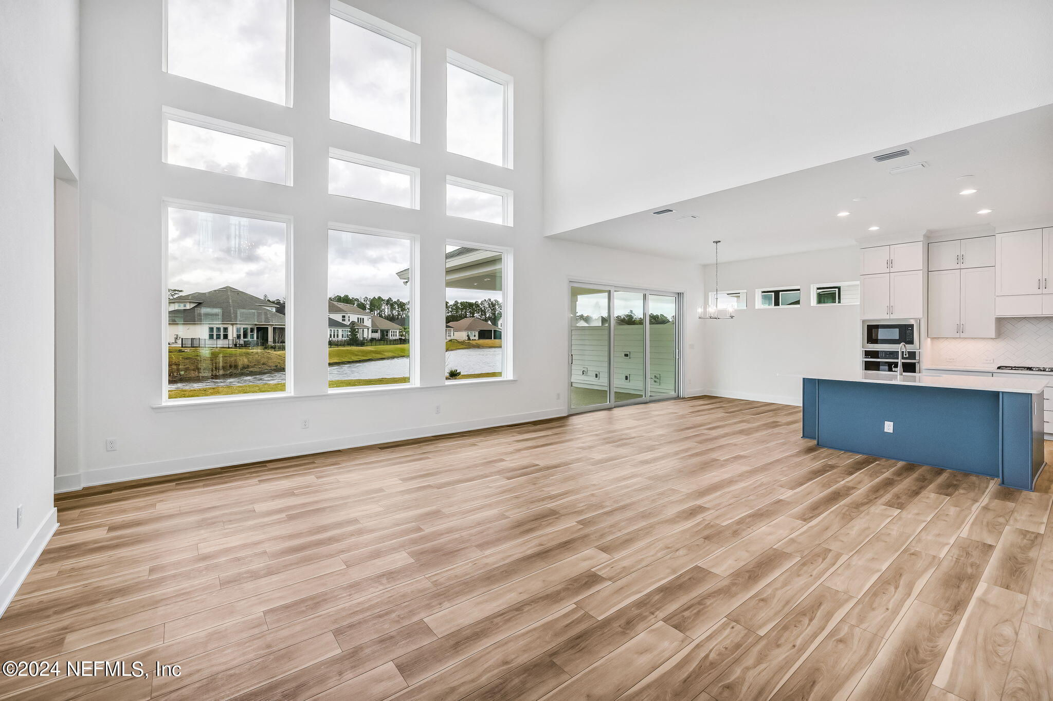 12113 BULL PINE Boulevard