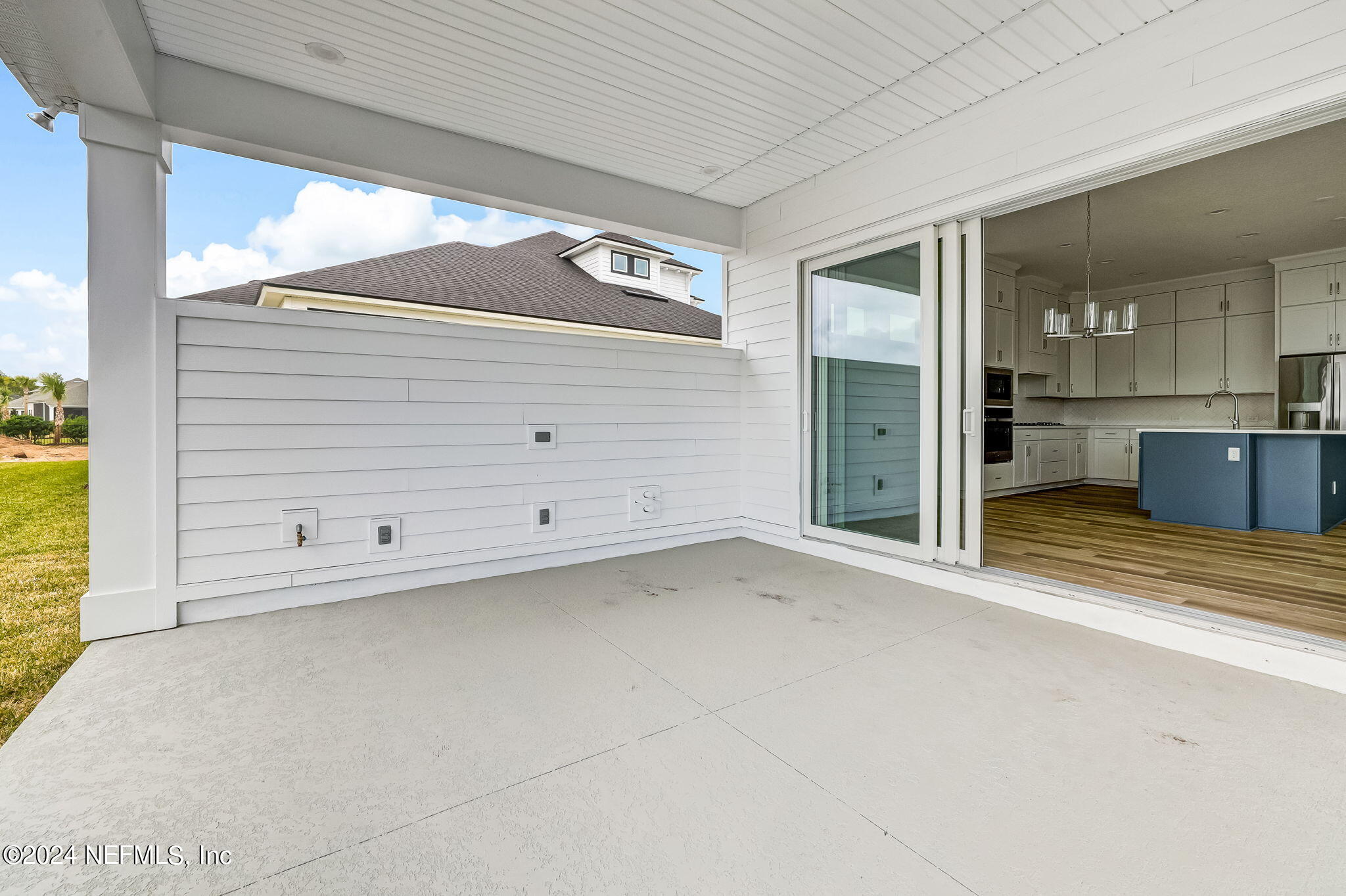 12113 BULL PINE Boulevard