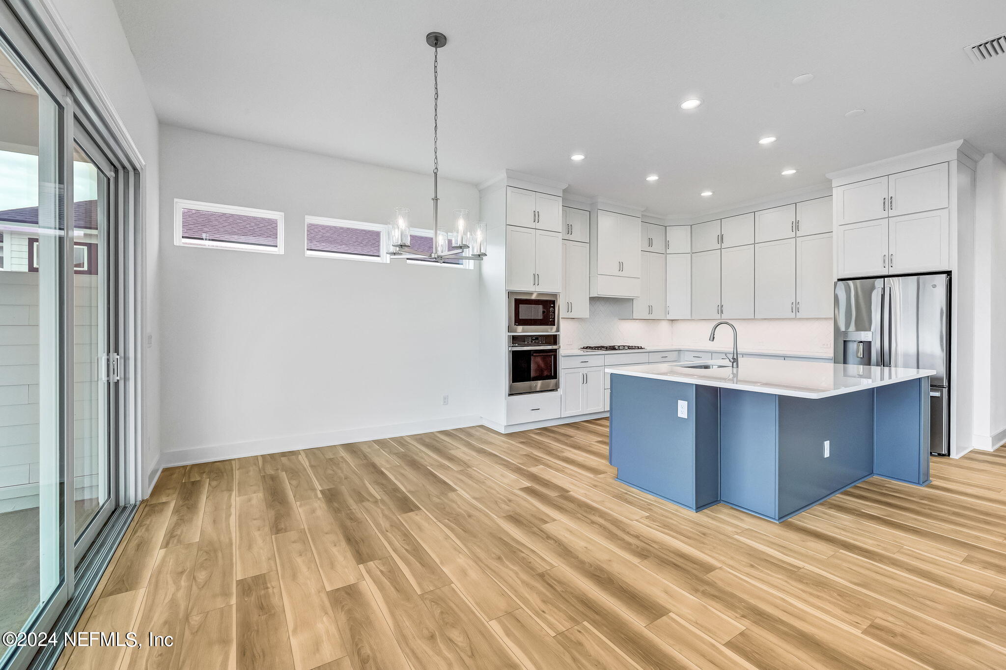 12113 BULL PINE Boulevard