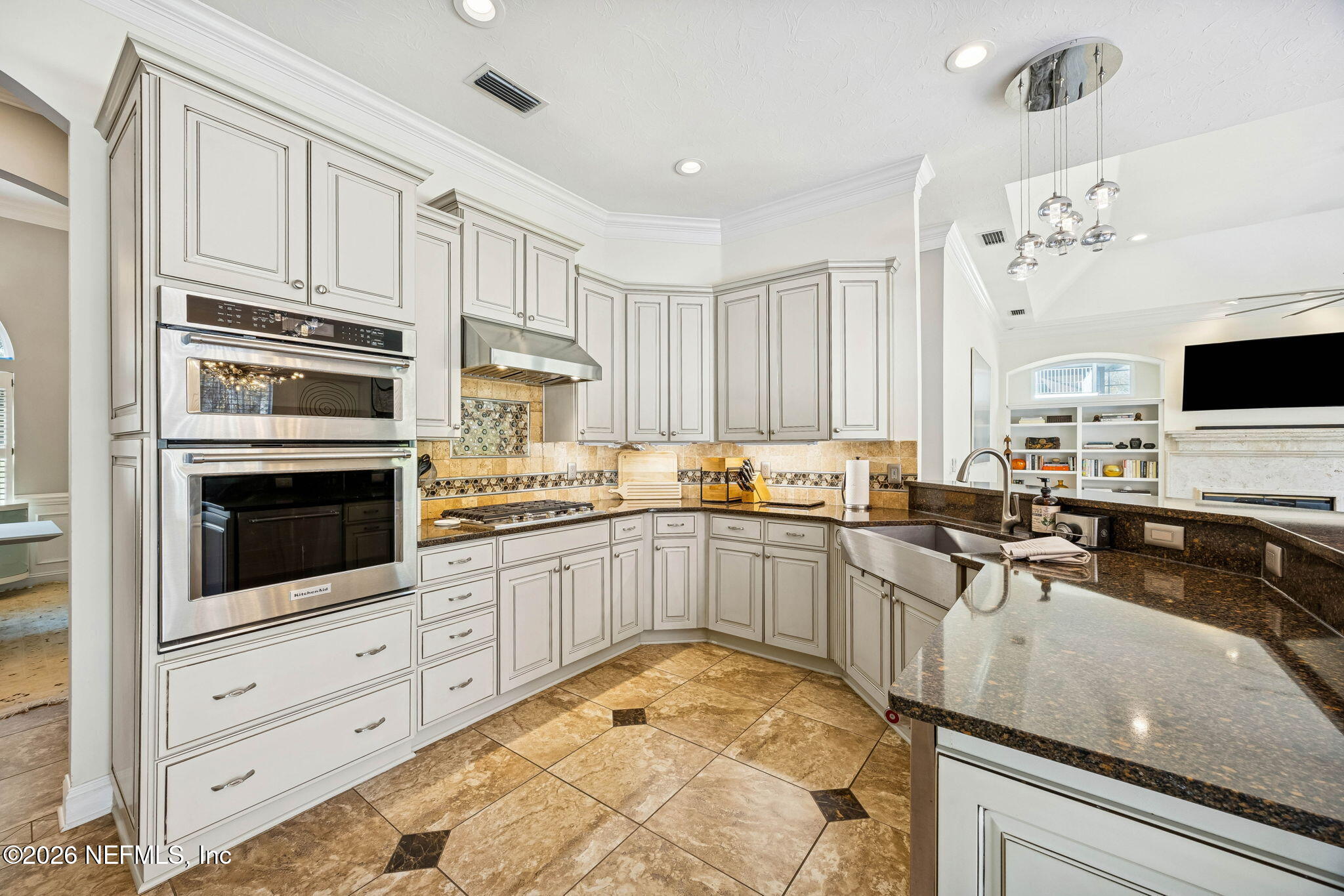 4563 SWILCAN BRIDGE Lane N