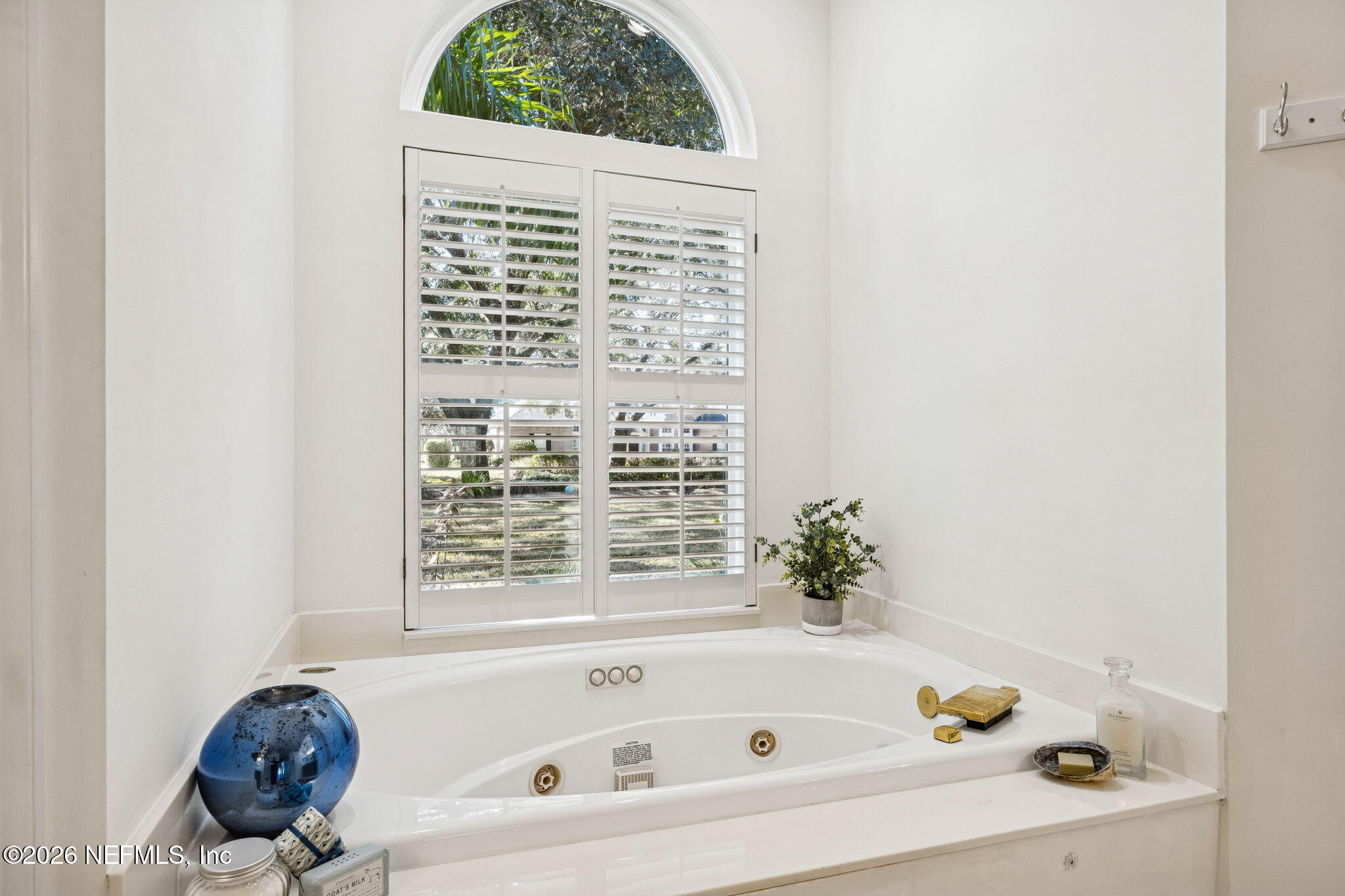 4563 SWILCAN BRIDGE Lane N