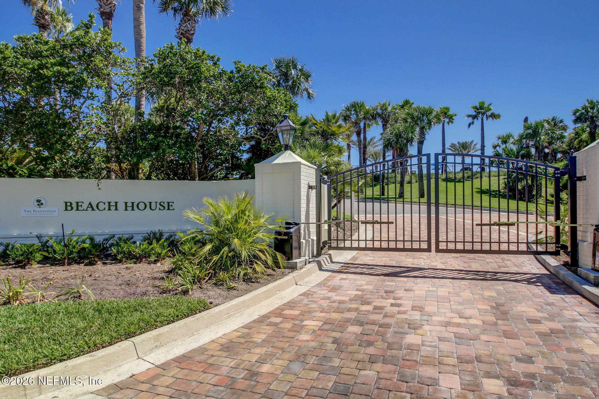 181 RETREAT Place