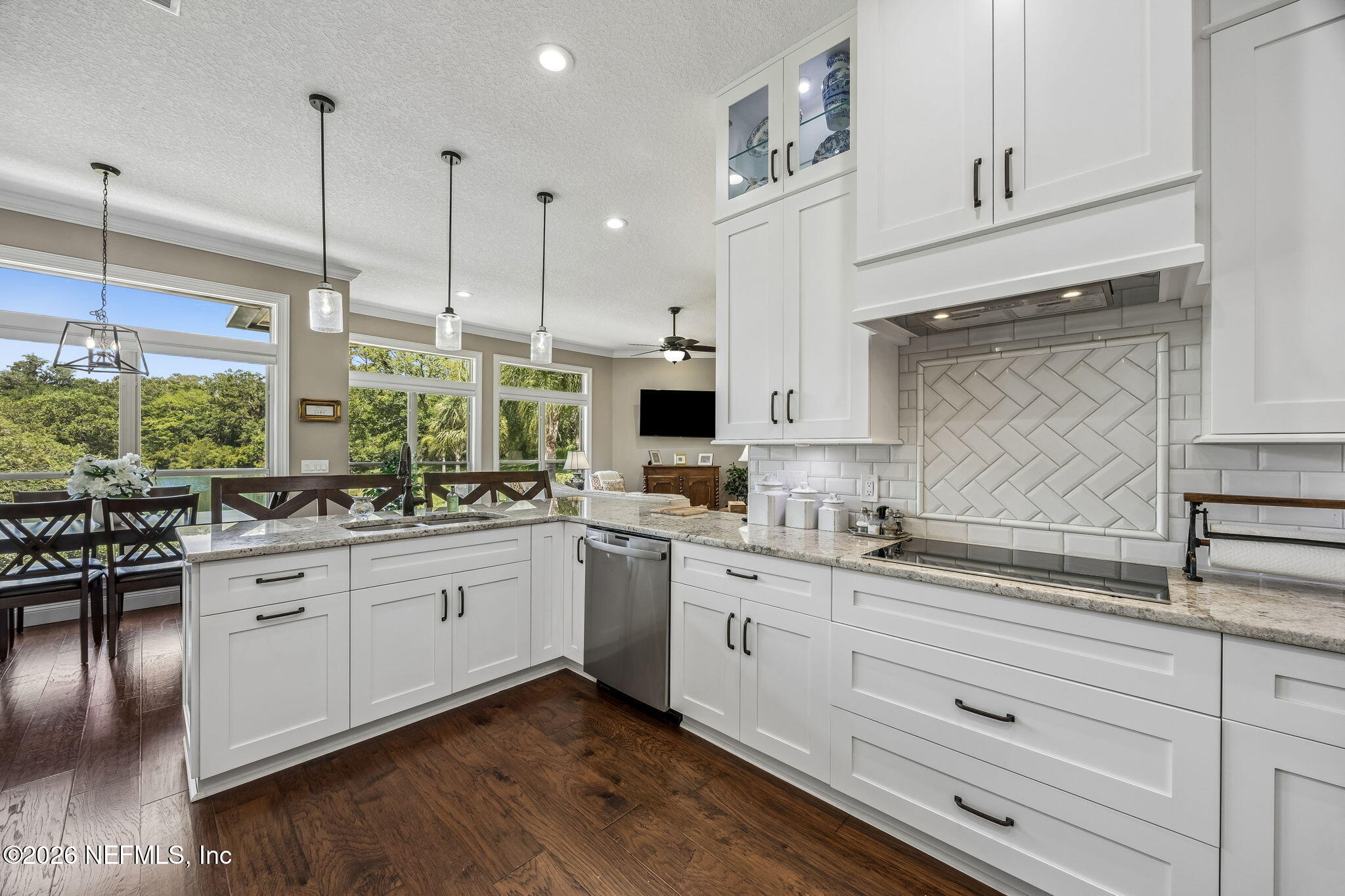 181 RETREAT Place