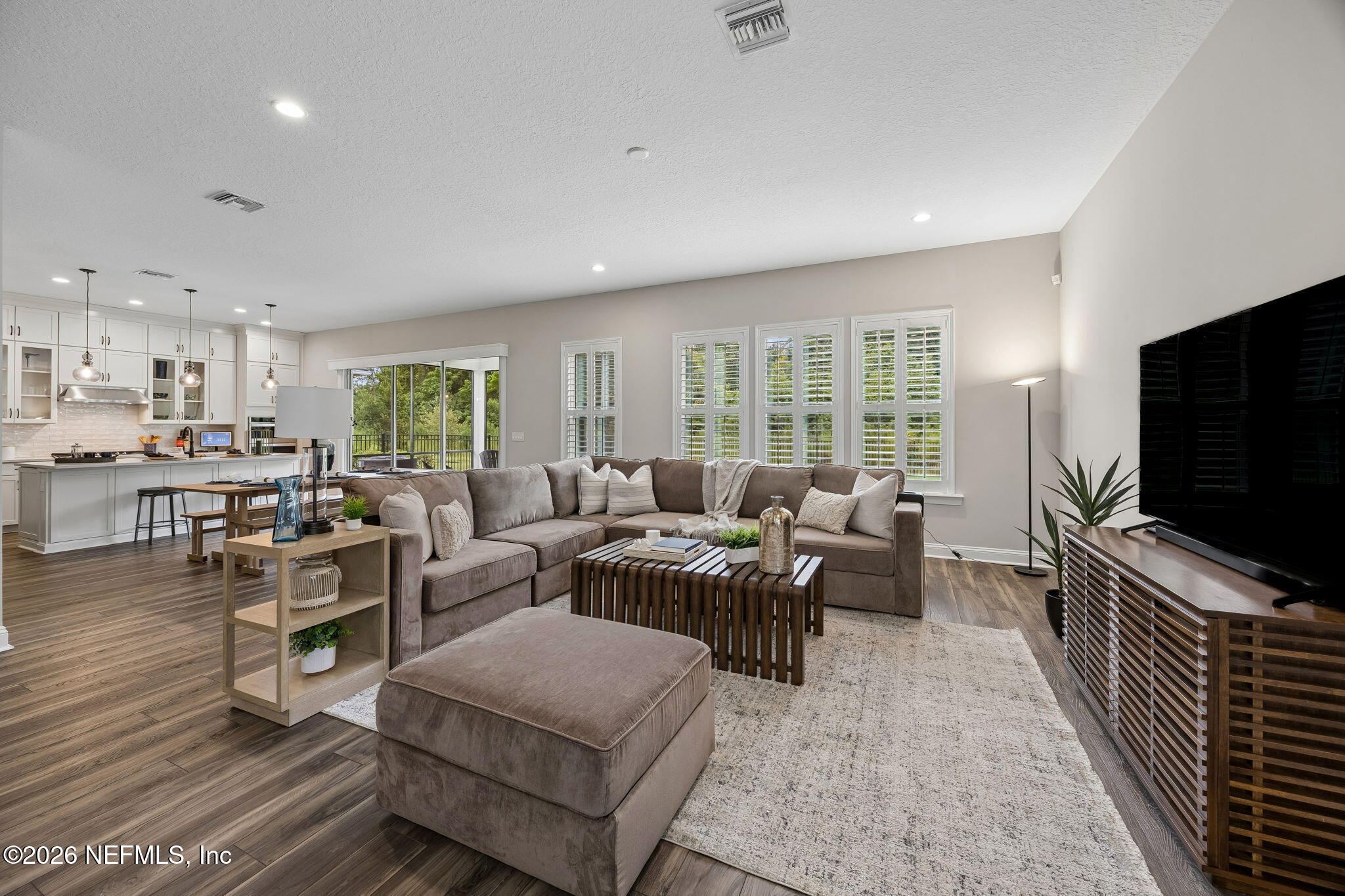 9837 FILAMENT Boulevard