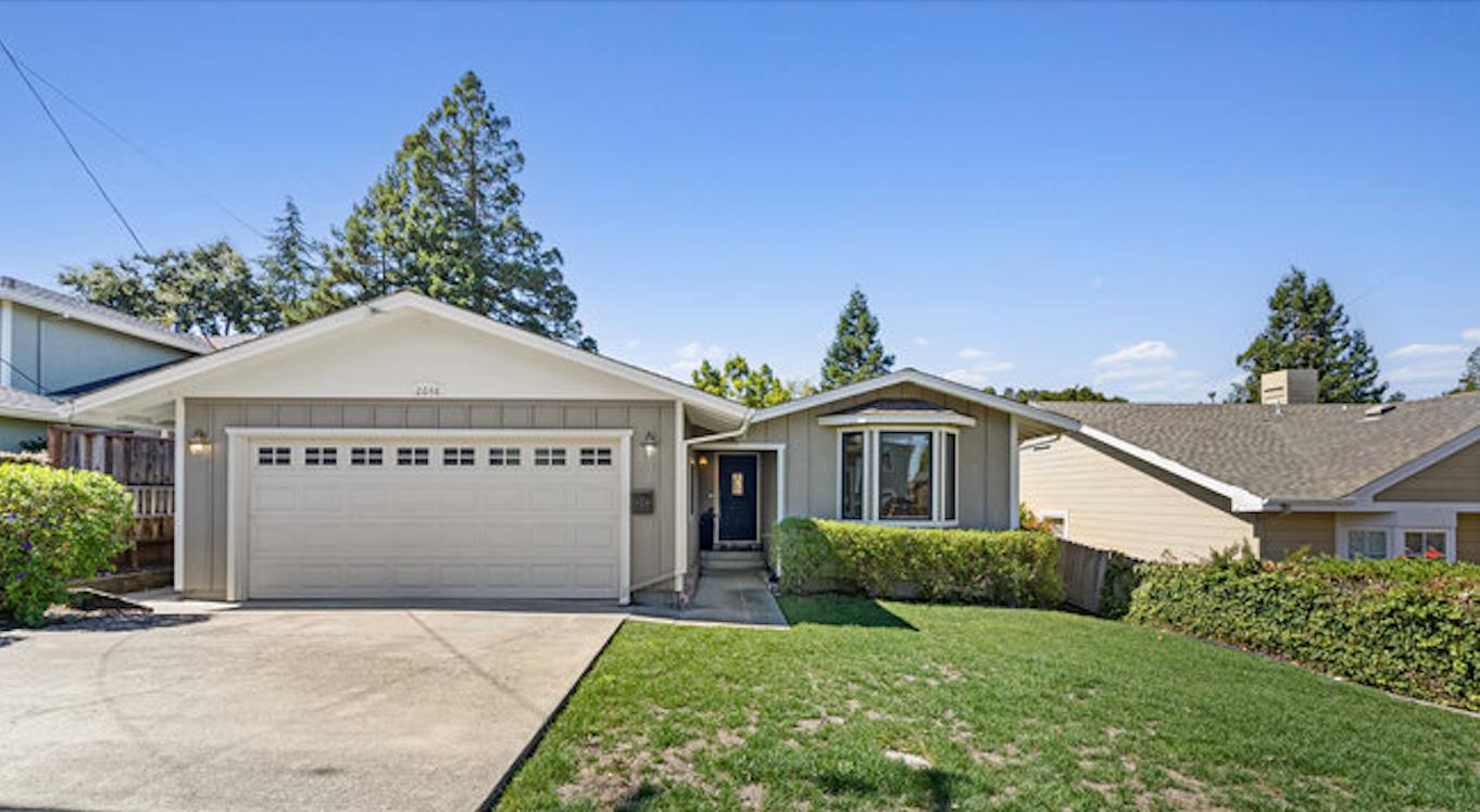2648 Thornhill DR