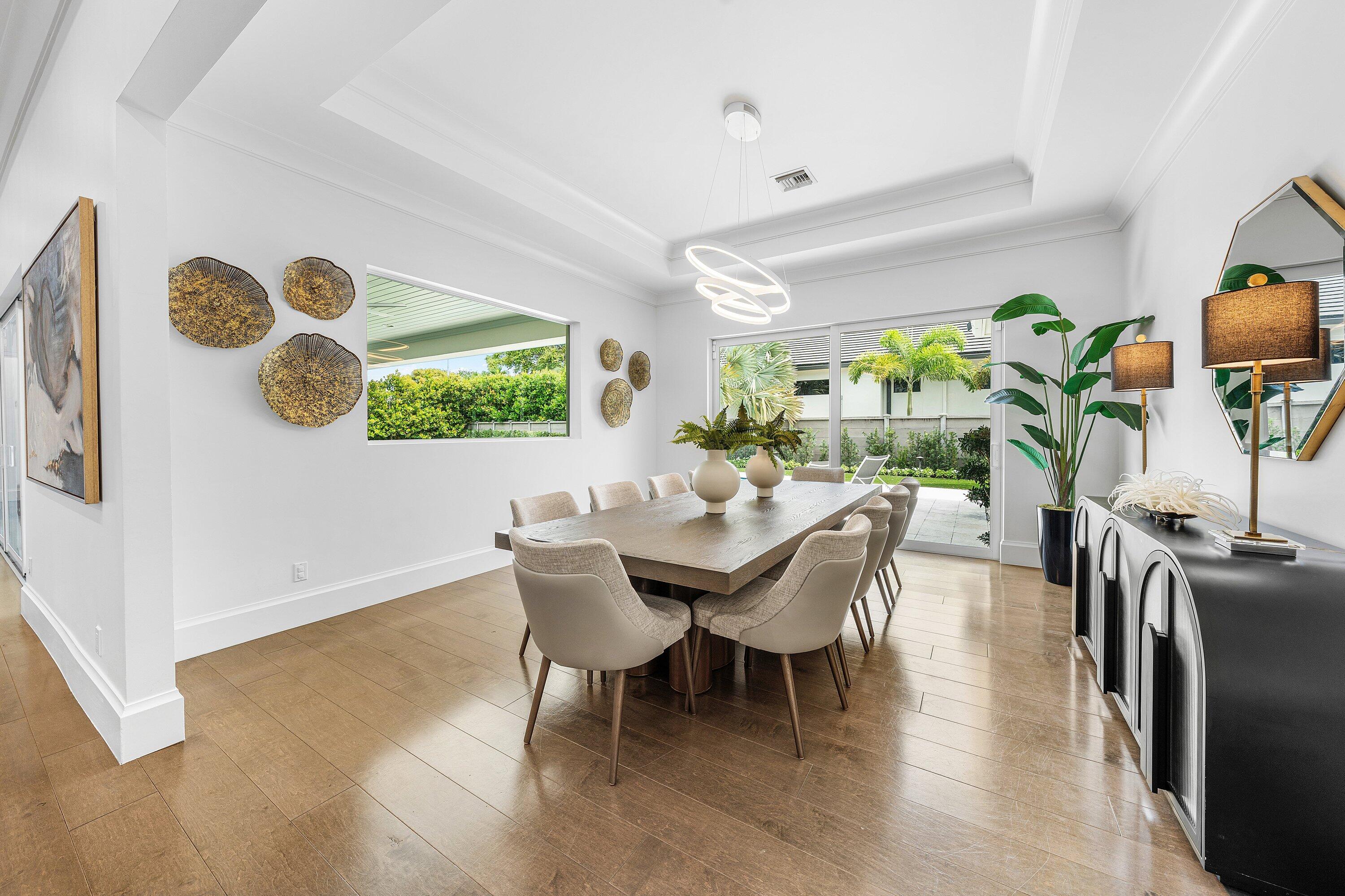 598 NW 9th Court