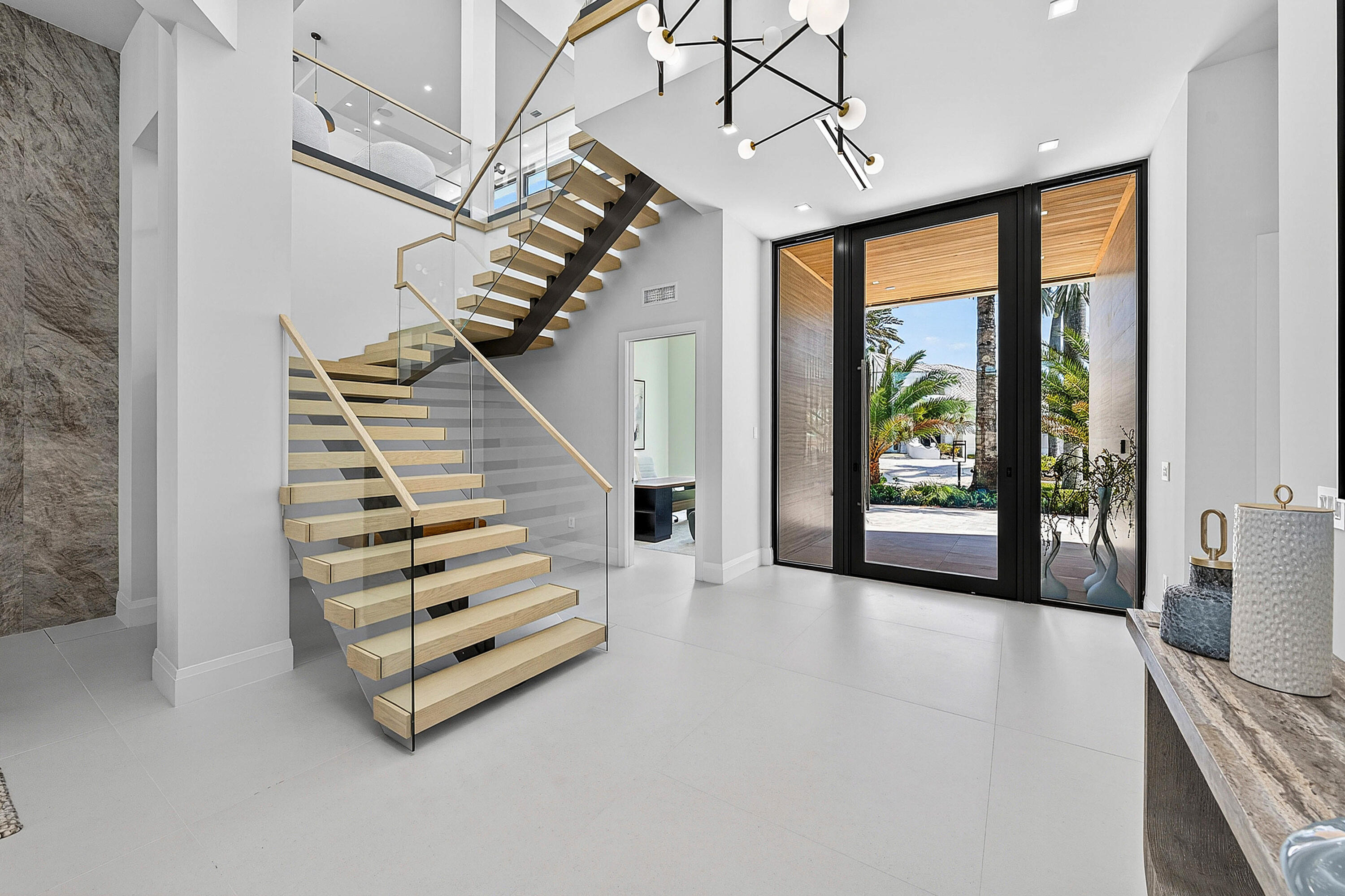 17699 Lake Estates Drive