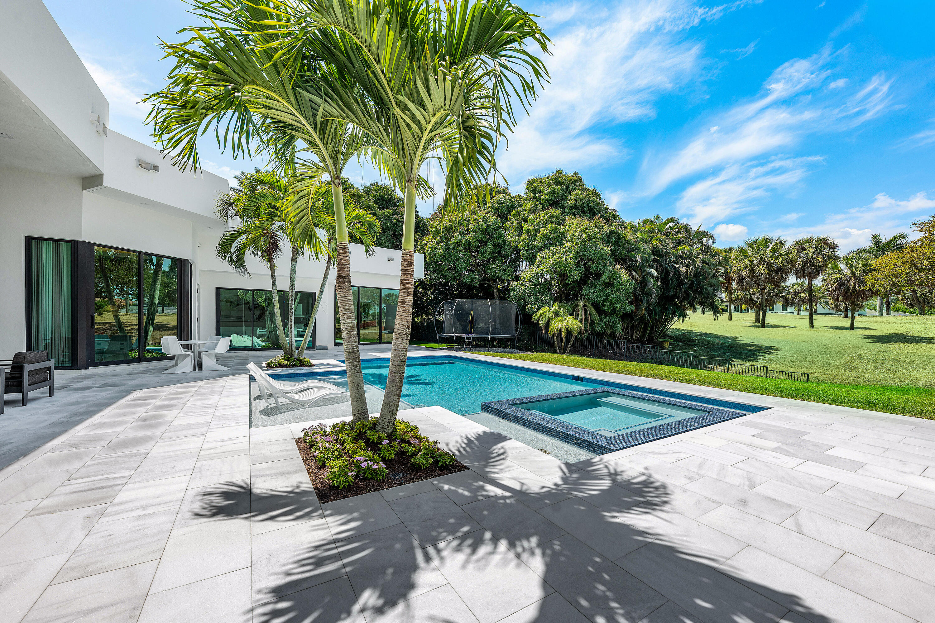 17699 Lake Estates Drive