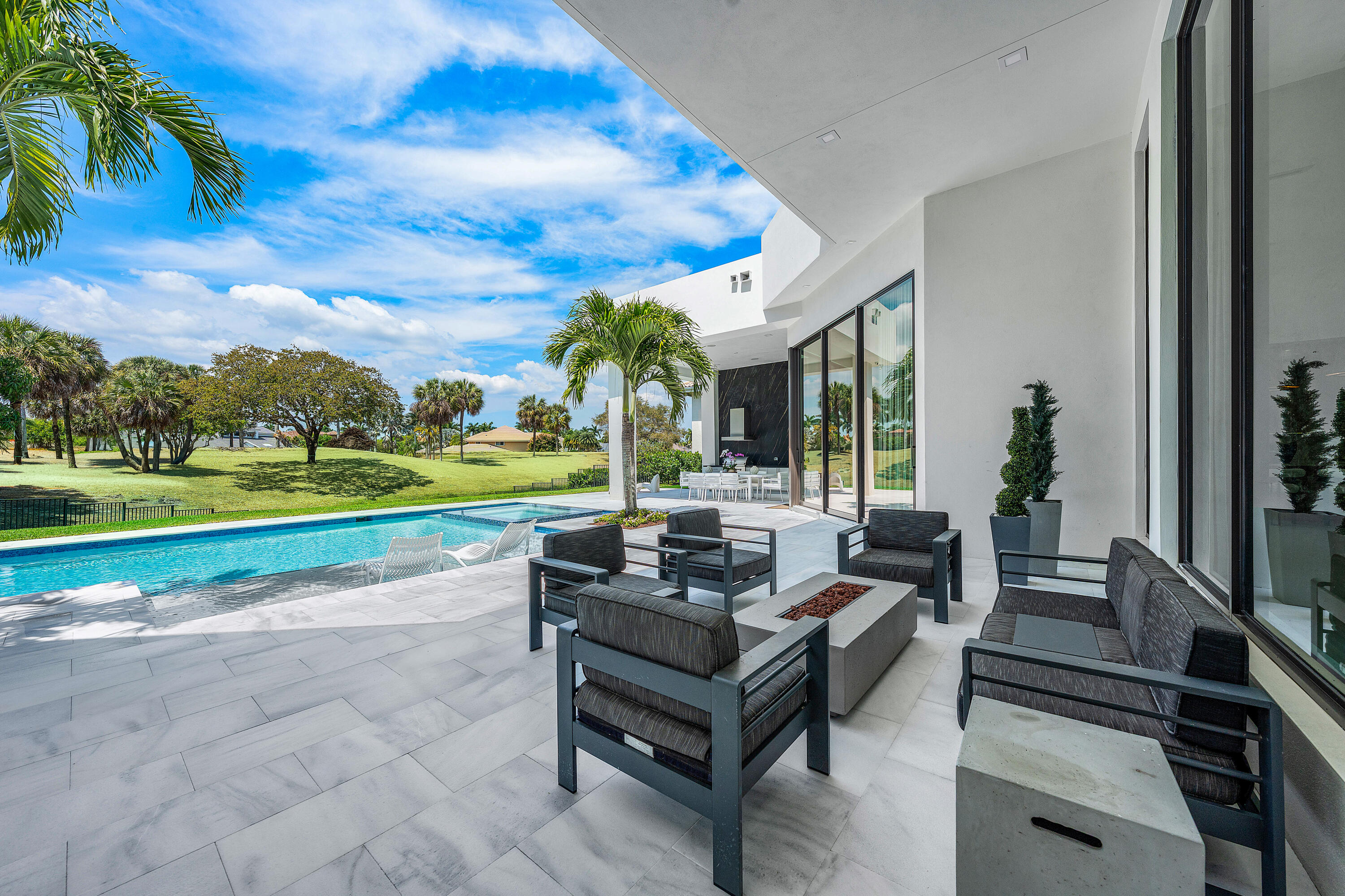 17699 Lake Estates Drive