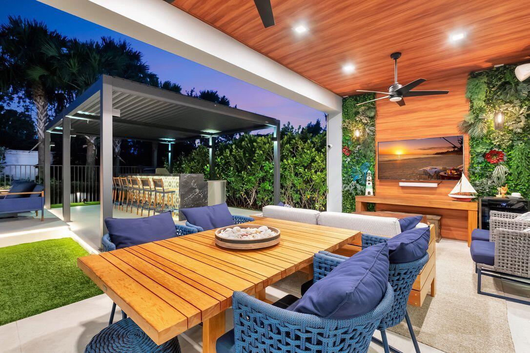 8608 Torrey Isles Terrace