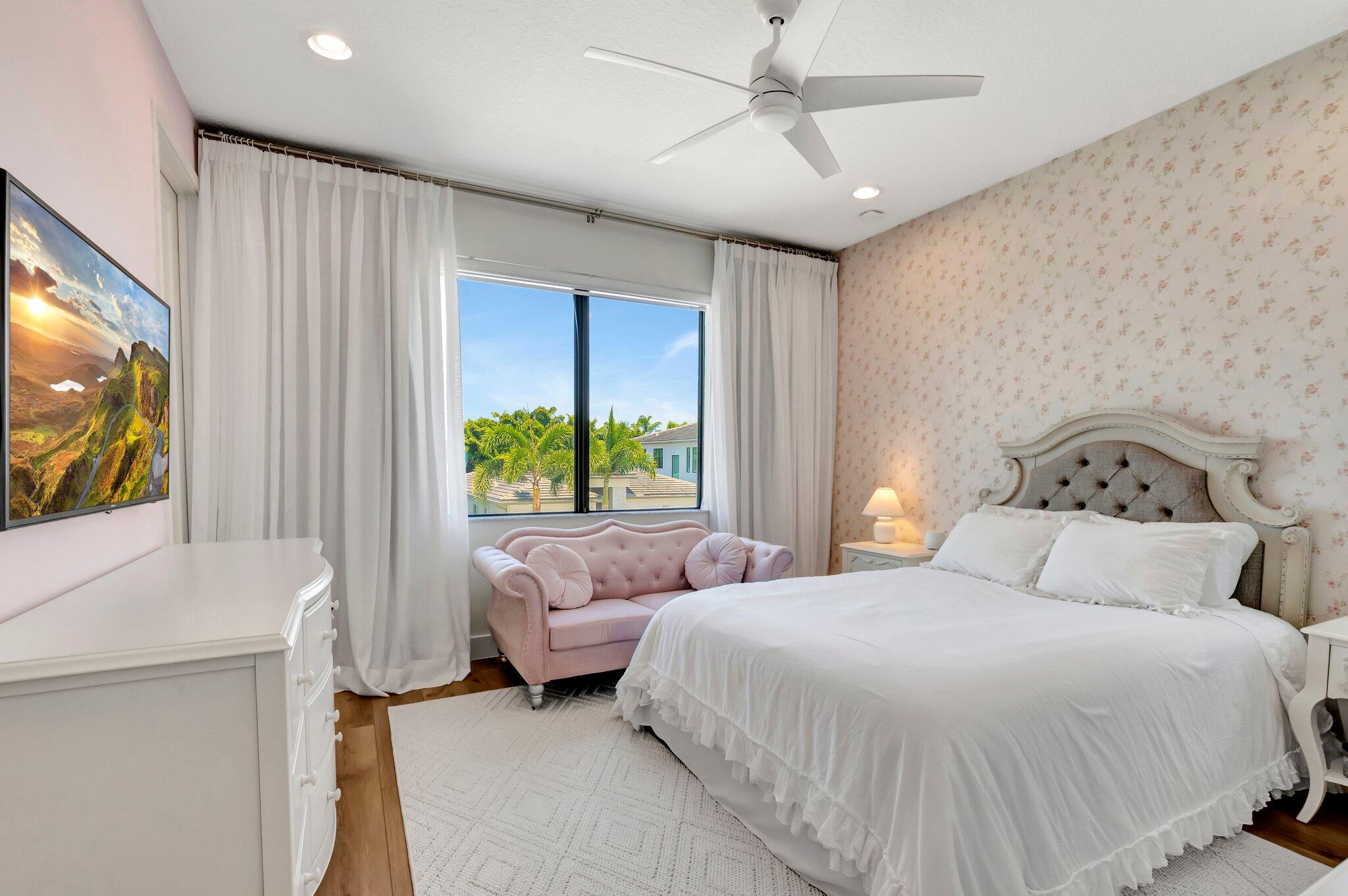 8608 Torrey Isles Terrace