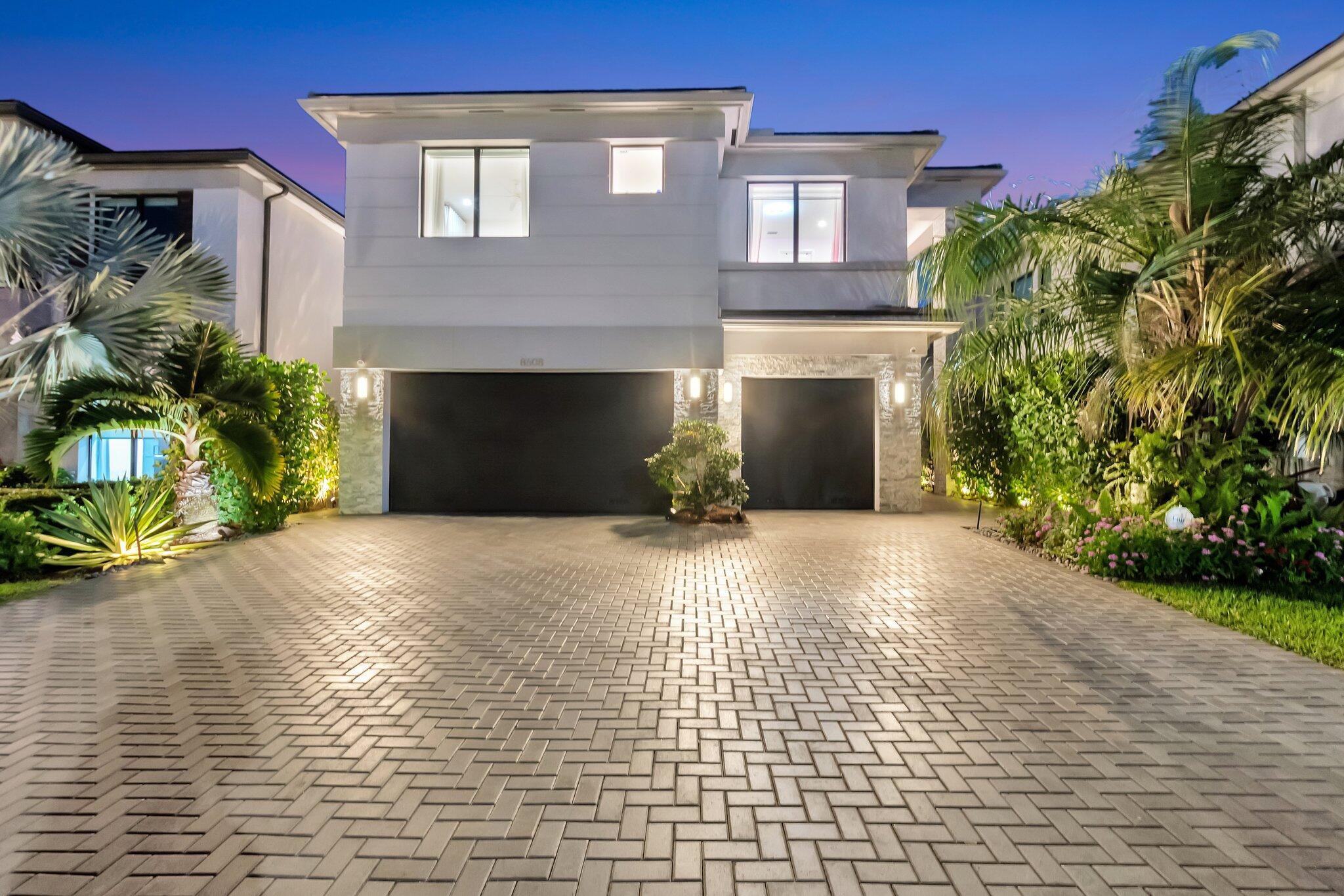 8608 Torrey Isles Terrace