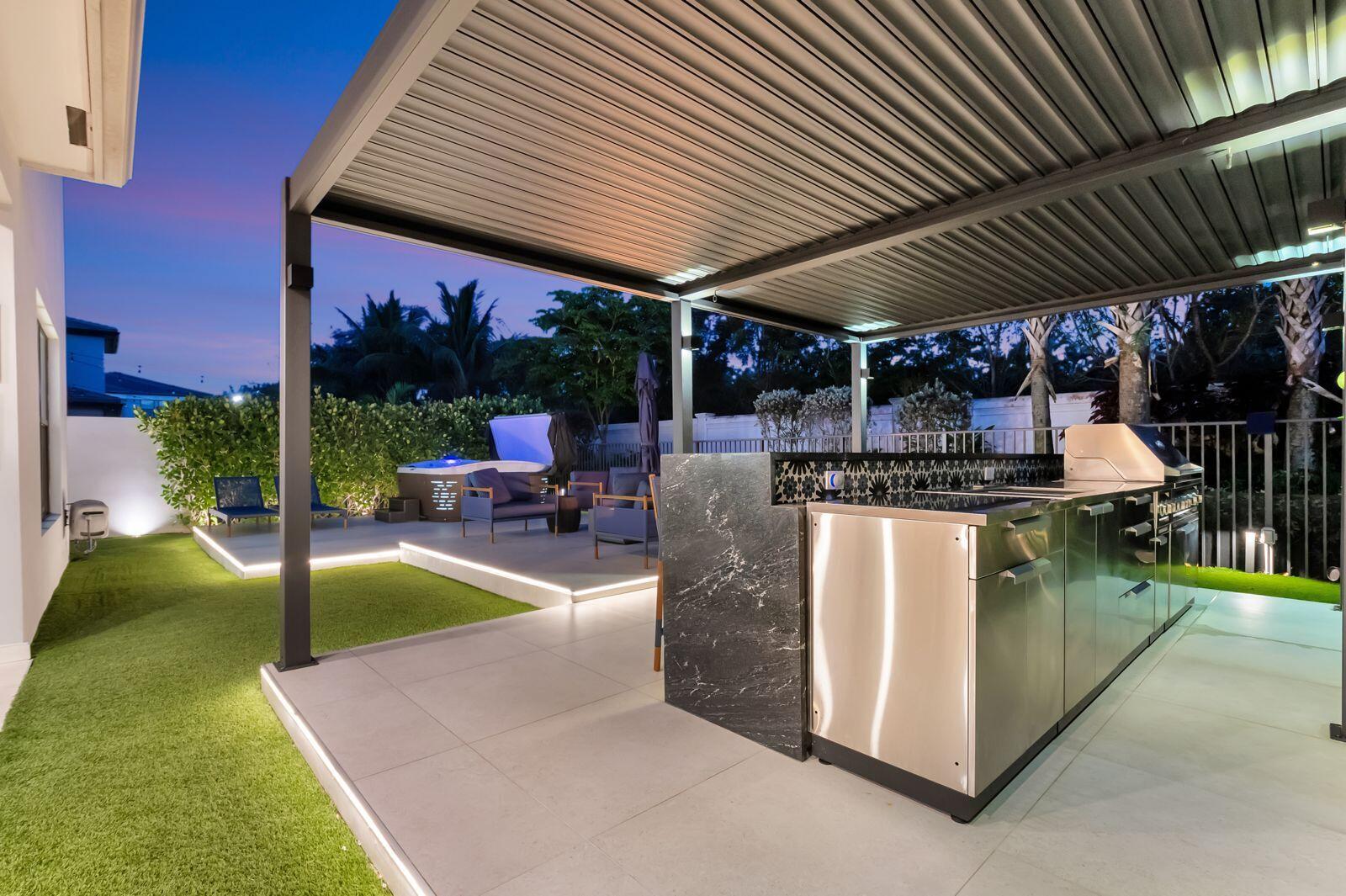 8608 Torrey Isles Terrace