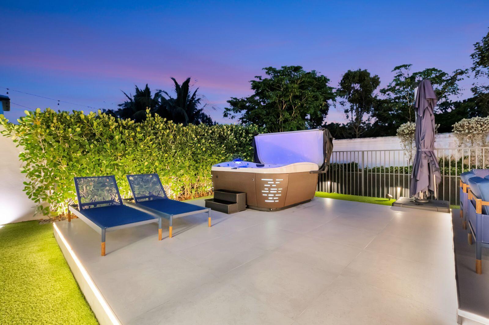 8608 Torrey Isles Terrace