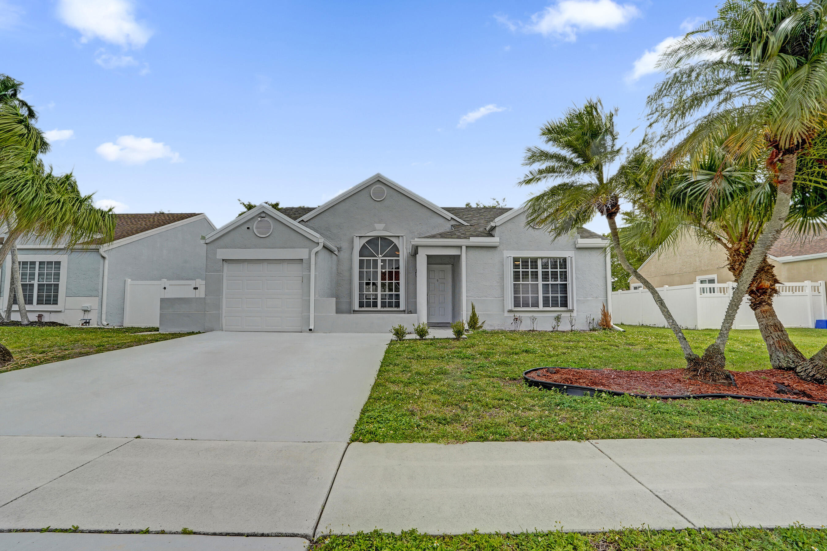 8467 Dynasty Drive