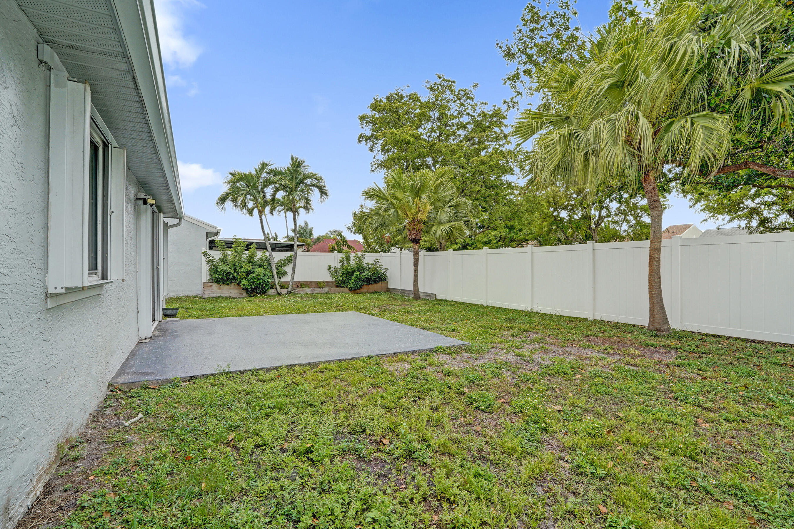 8467 Dynasty Drive