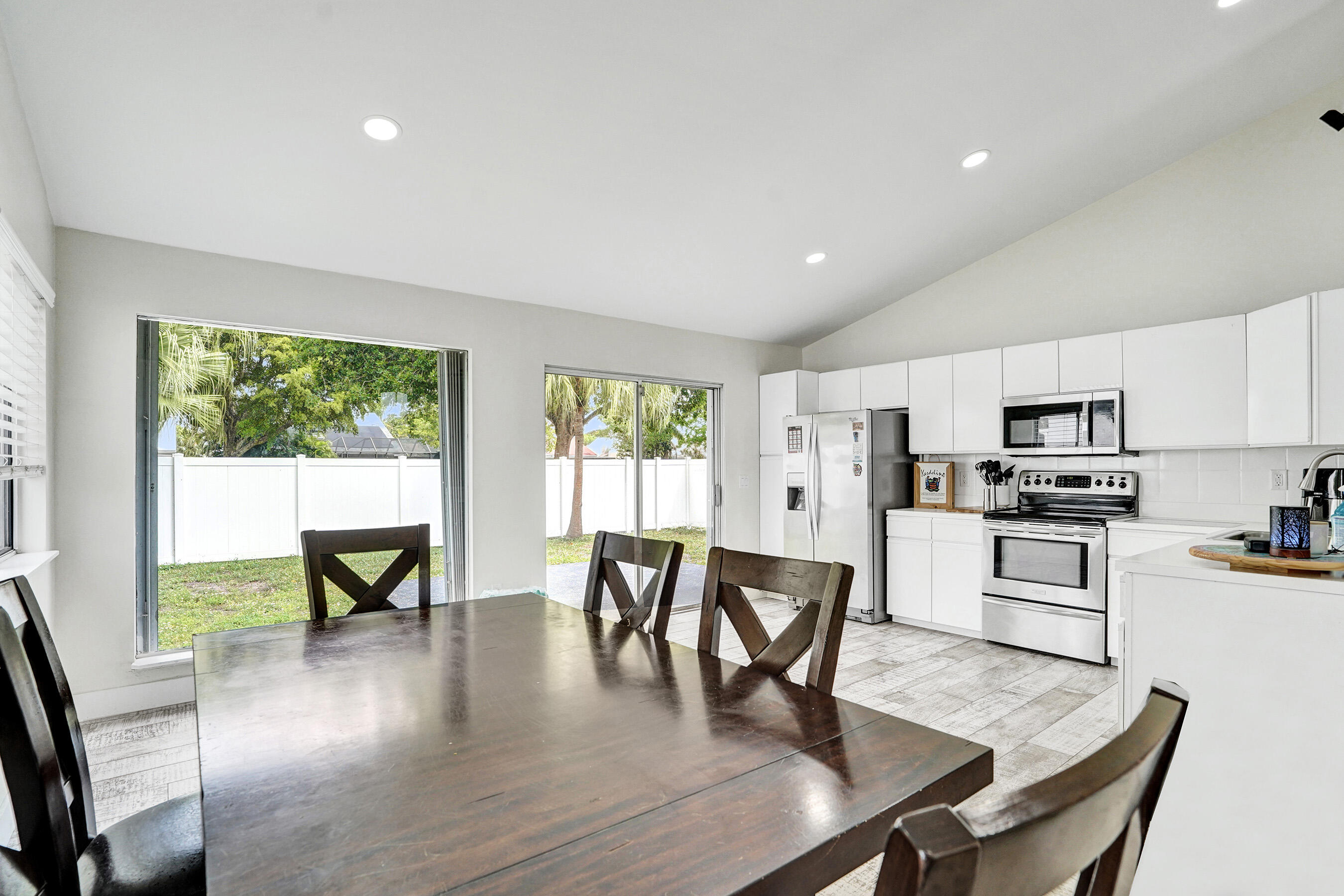 8467 Dynasty Drive