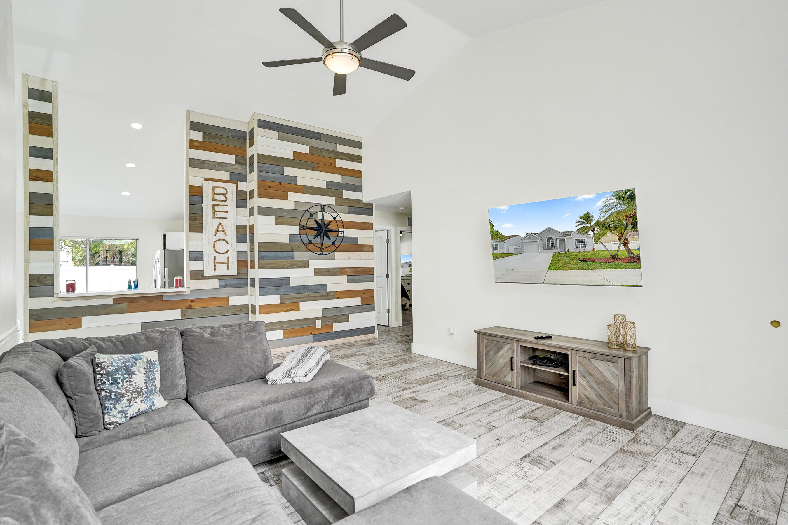8467 Dynasty Drive