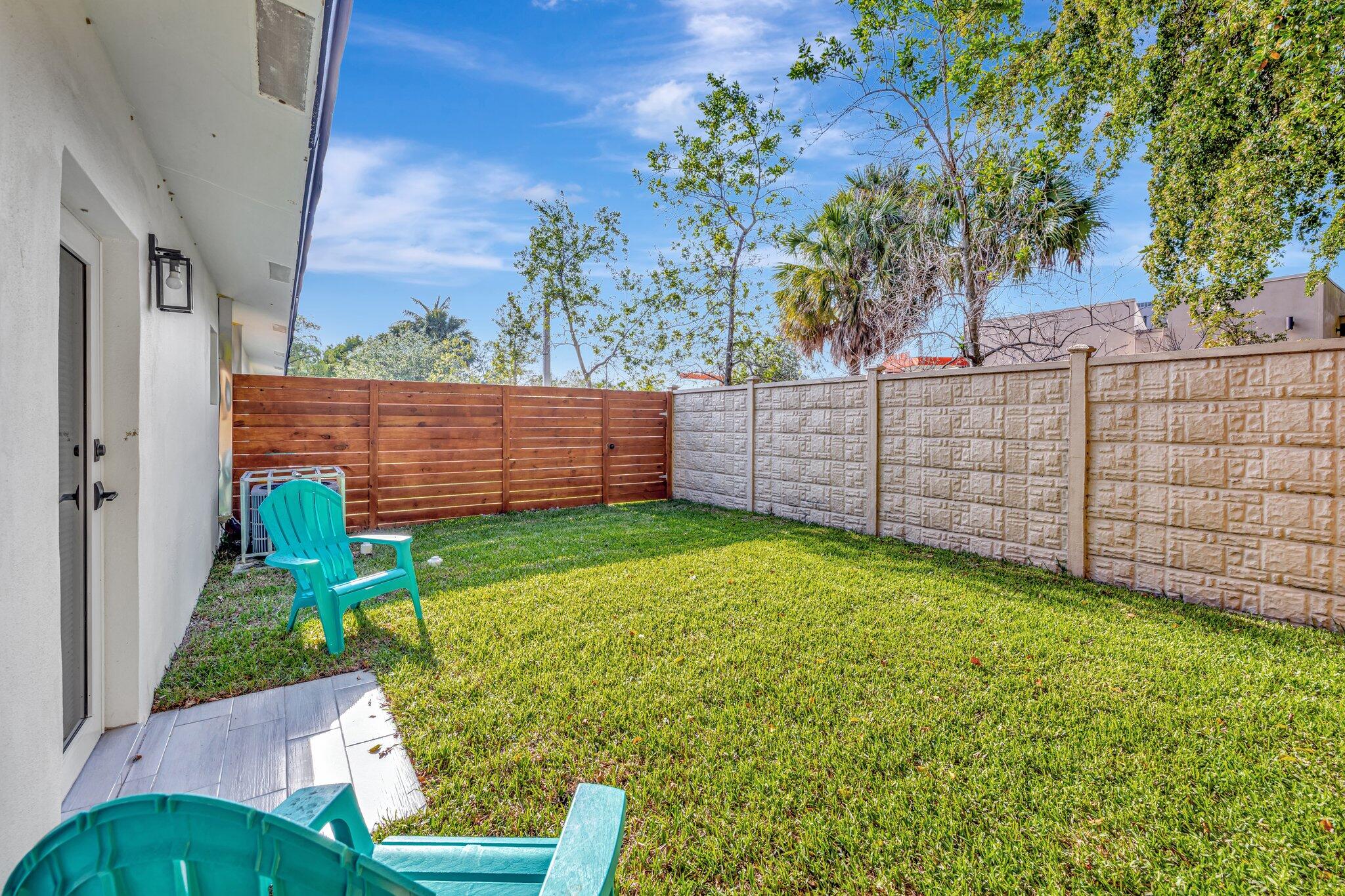 934 NW 4th Avenue 2
