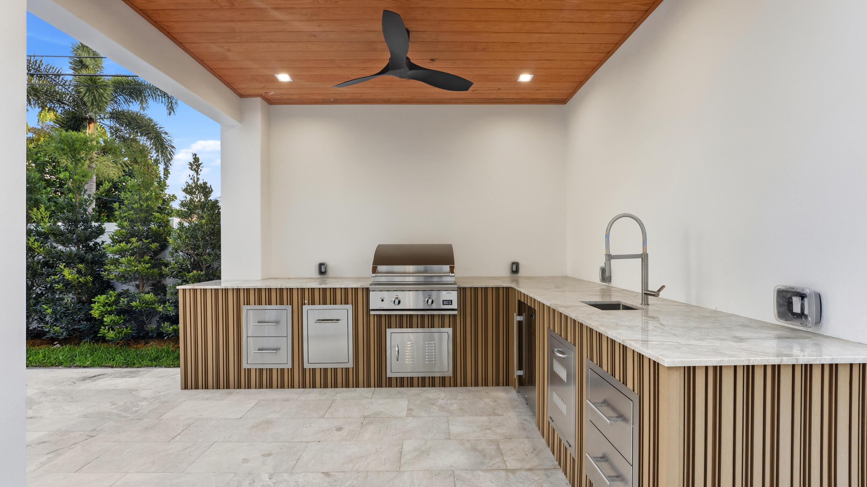 274 NE 3rd Court