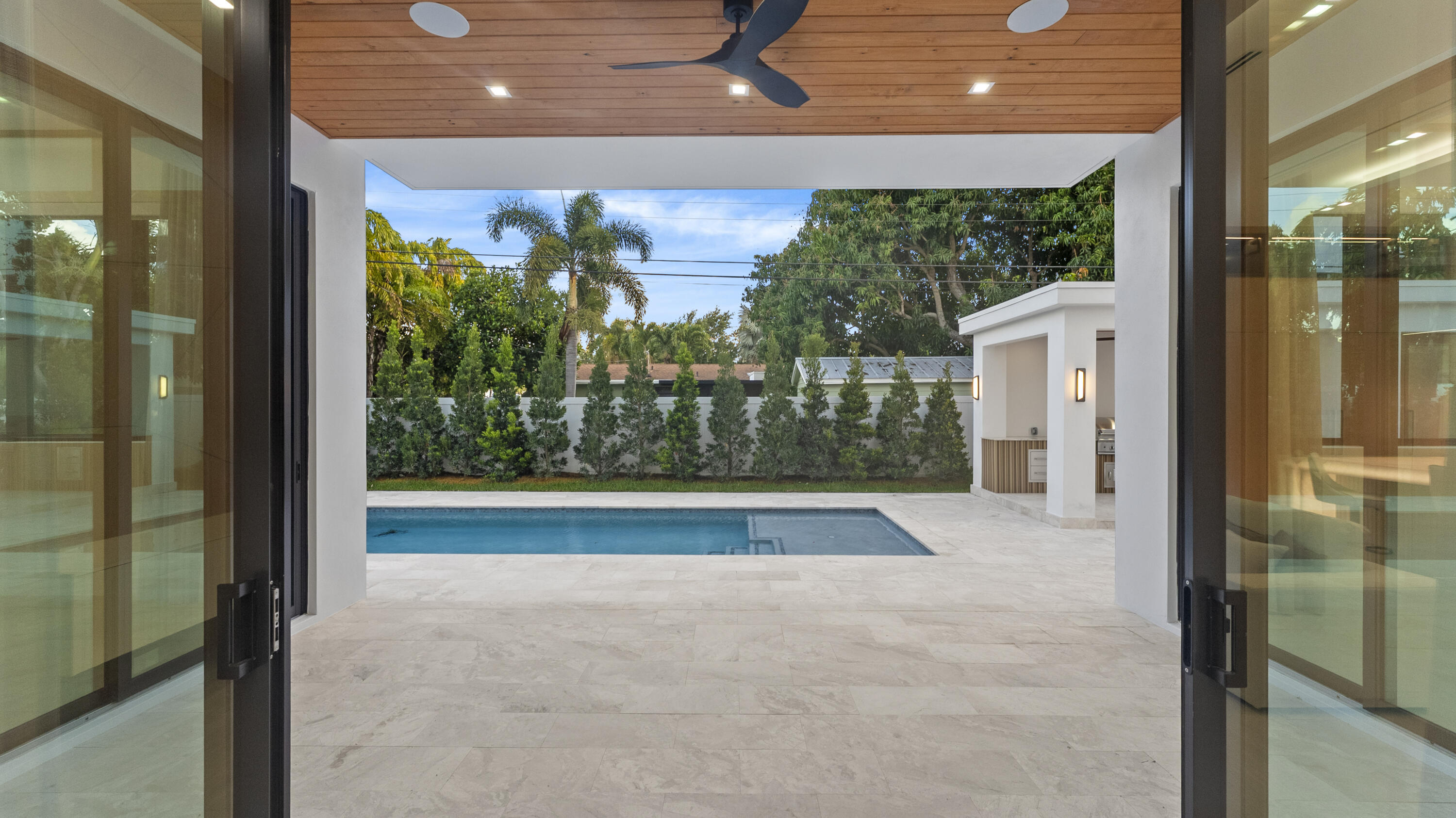 274 NE 3rd Court