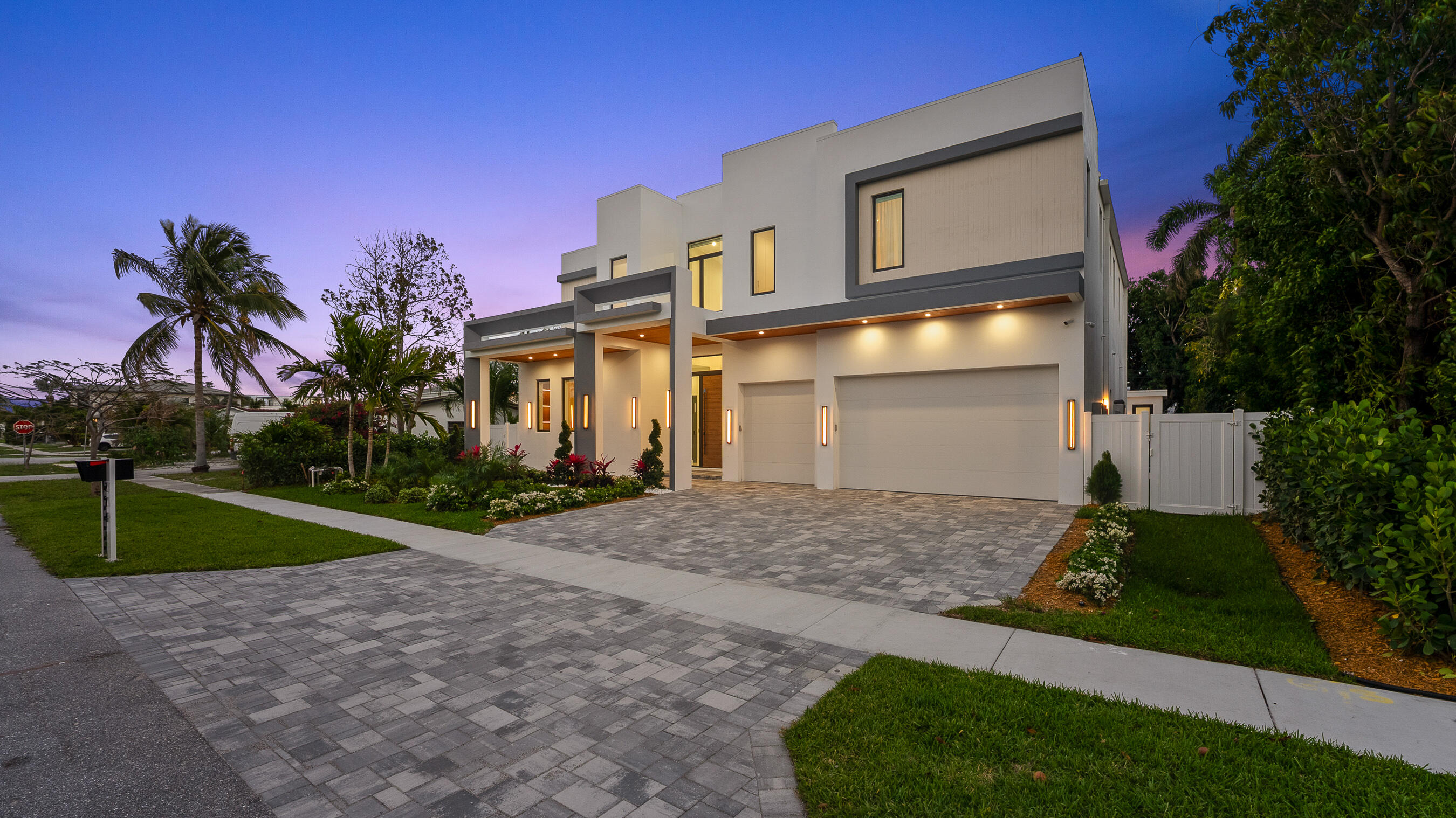 274 NE 3rd Court