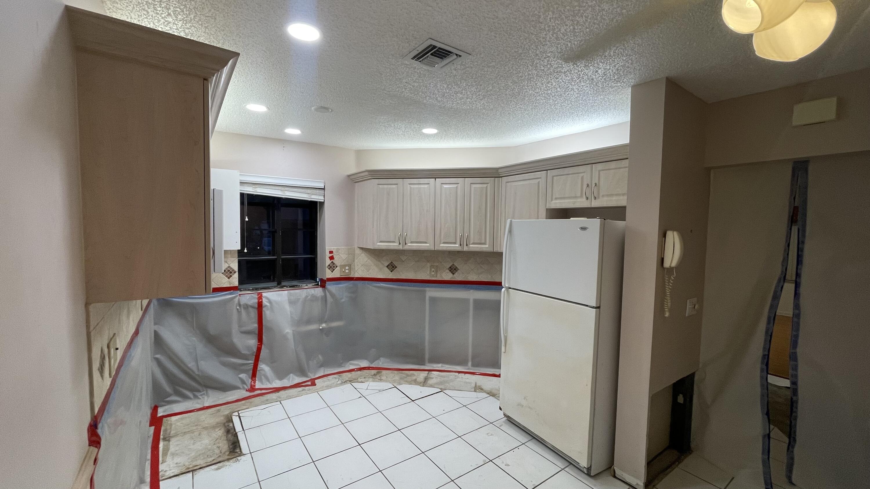 5250 Europa Drive B