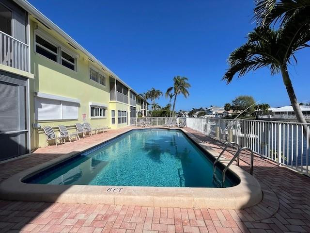 2301 NE 36th St Unit: 107