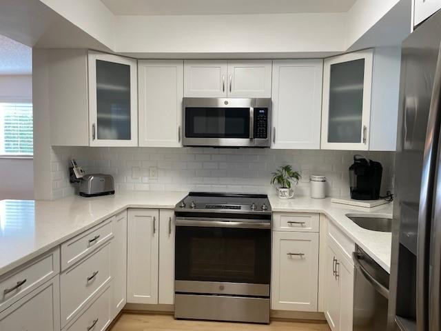 2301 NE 36th St Unit: 107