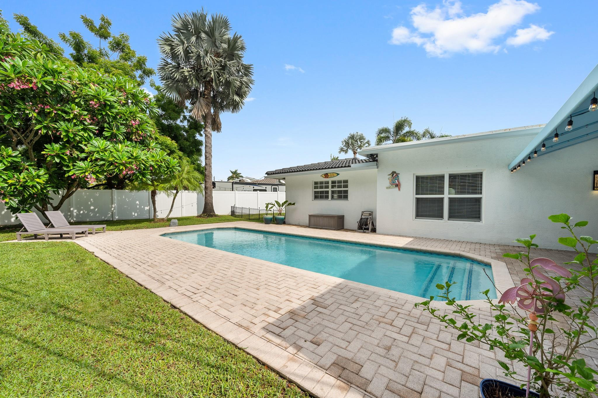 1240 SE 14th Ct