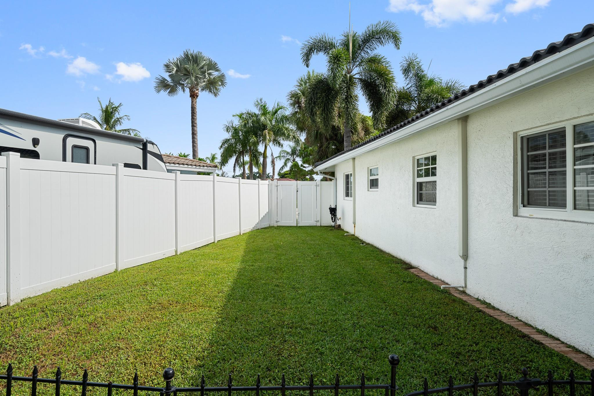 1240 SE 14th Ct