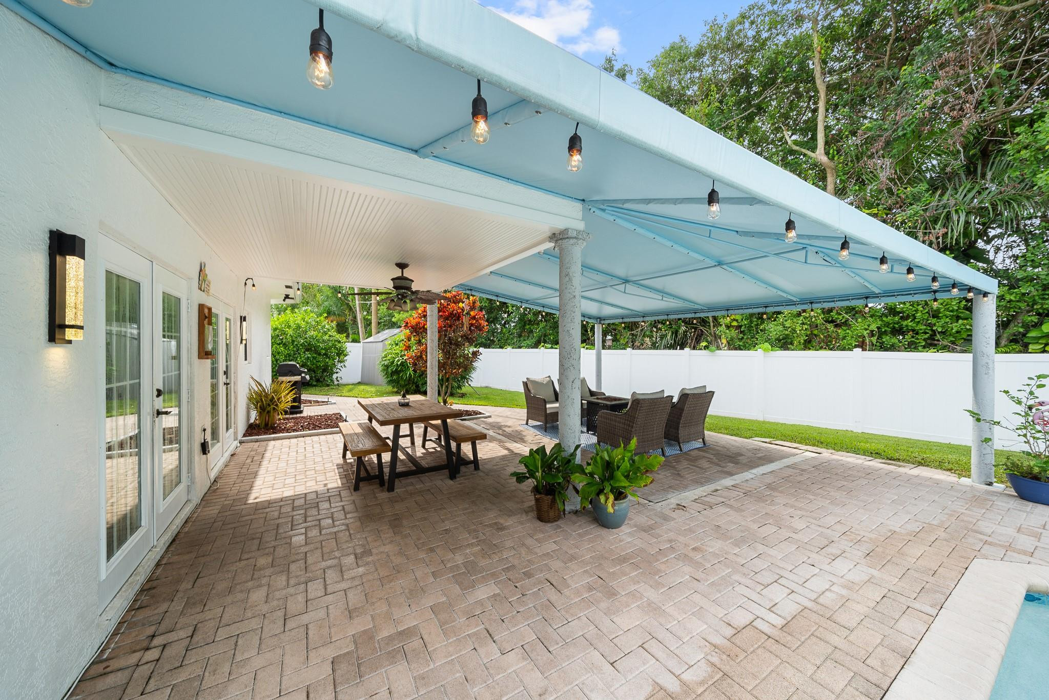 1240 SE 14th Ct
