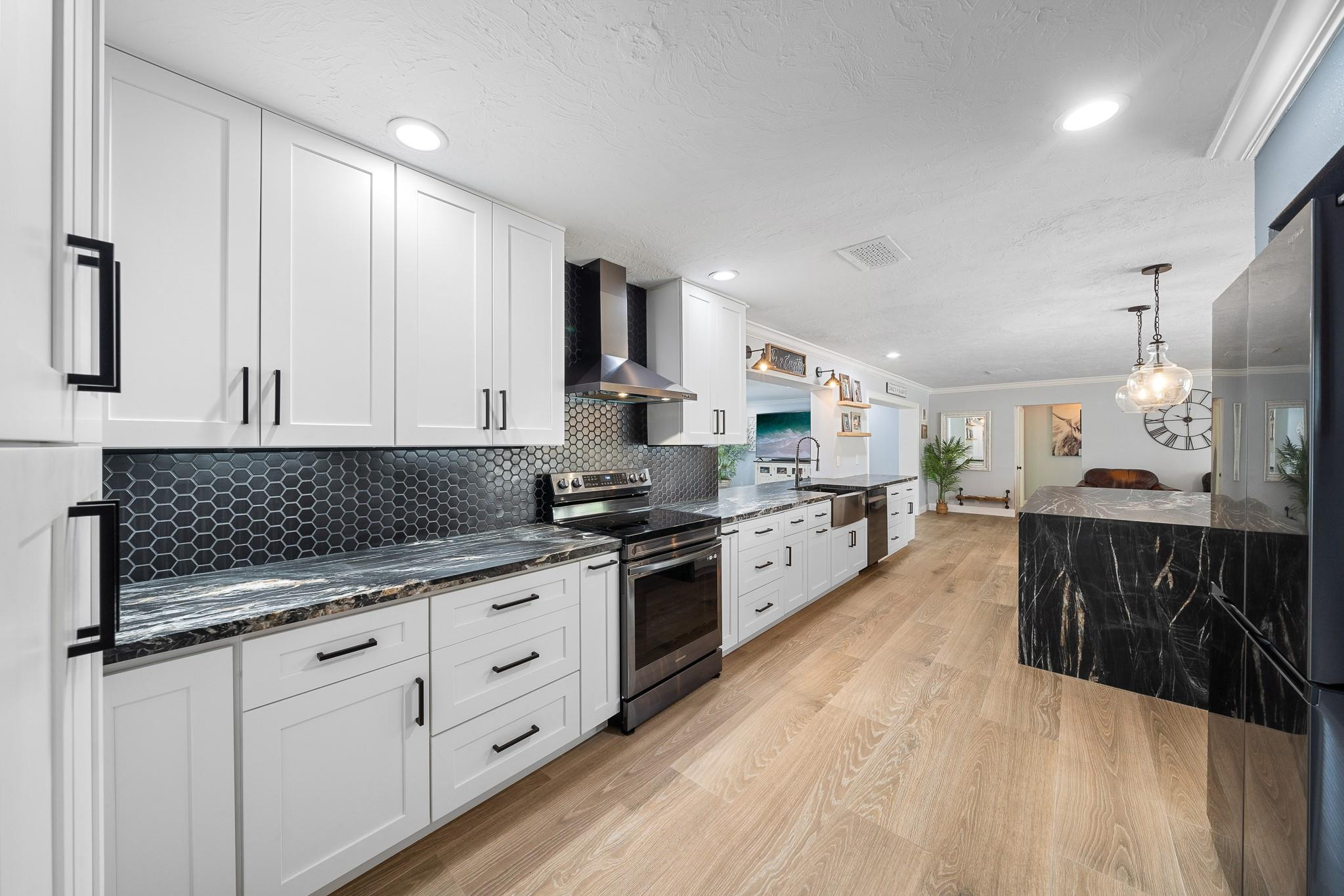 1240 SE 14th Ct